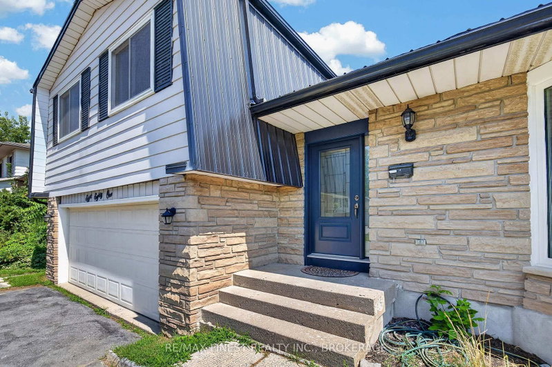 881 Ludgate Crescent
