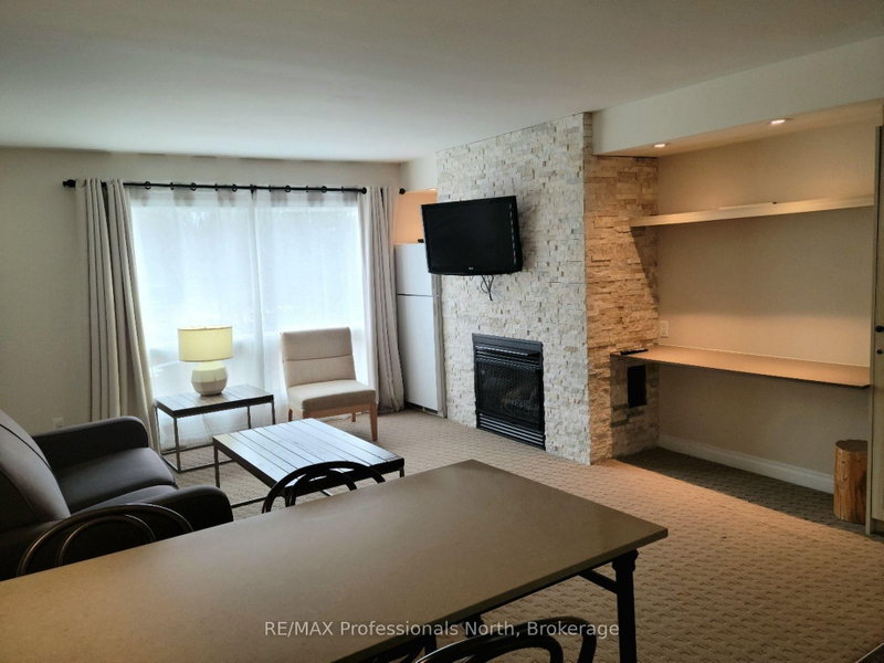 55-301 - 1235 Deerhurst Drive