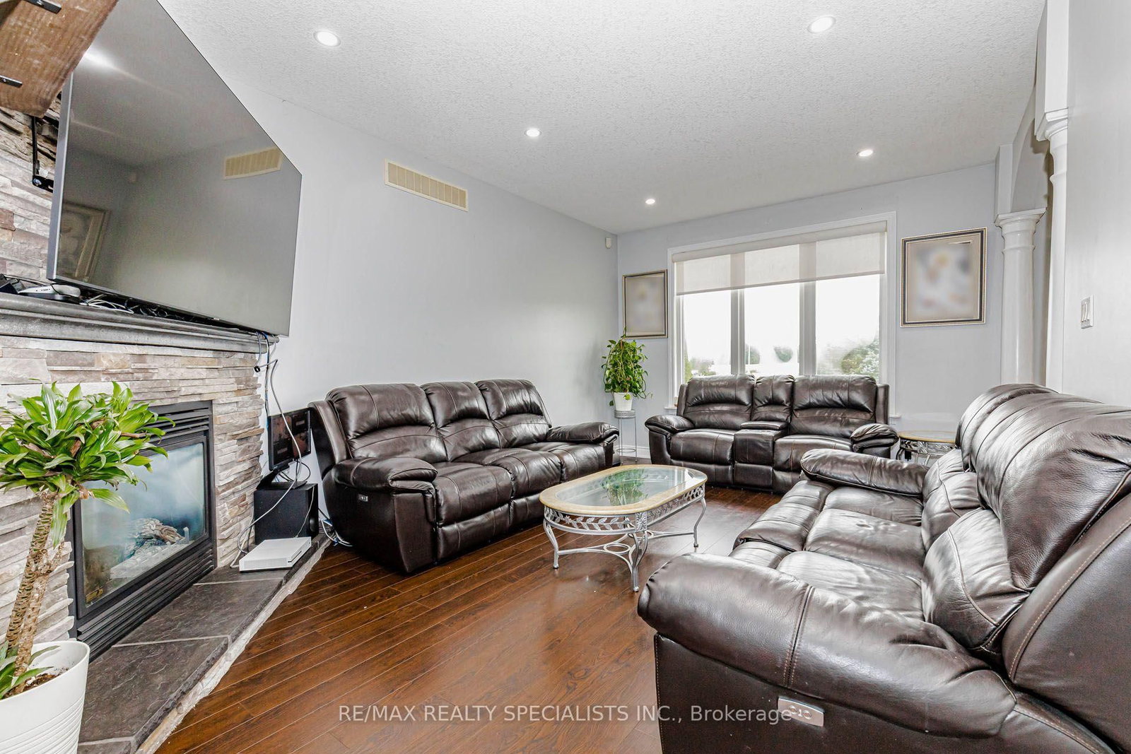 7 Snyder Court • Norwich, ON photo 38