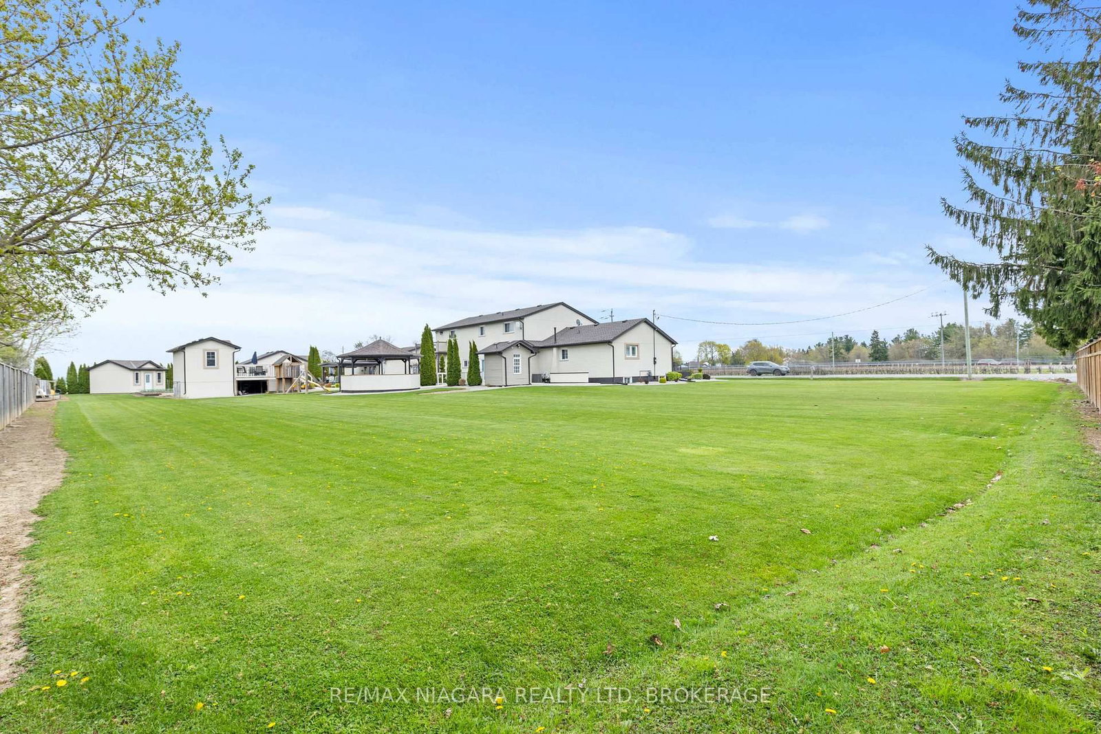 Listing Image 43