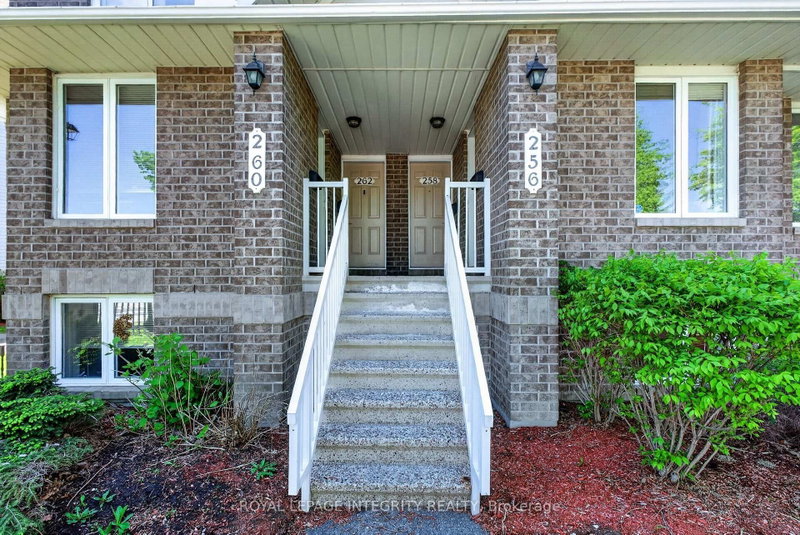 256 Cresthaven Drive
