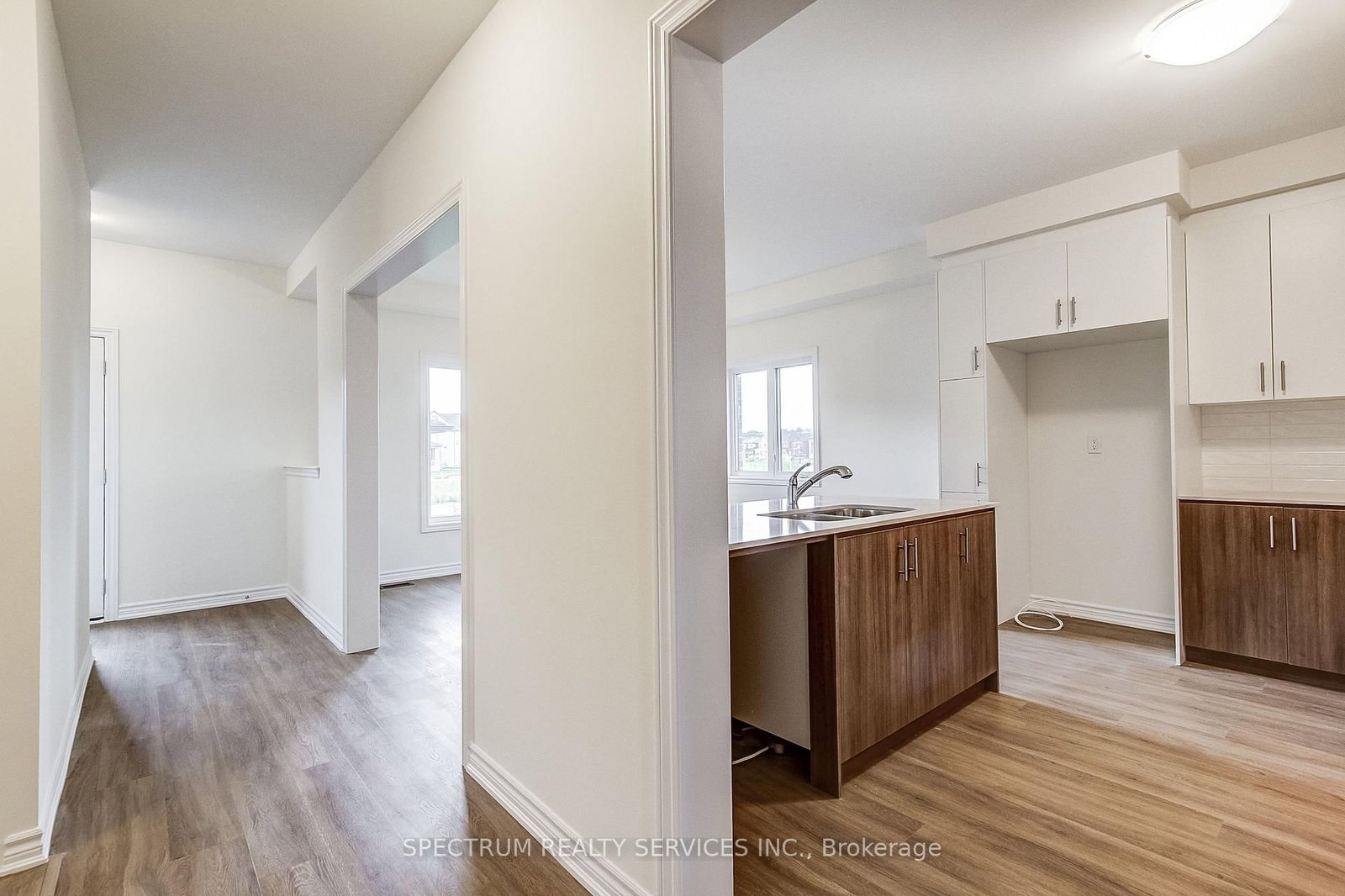 31 Strickland Avenue • Brant, ON photo 18