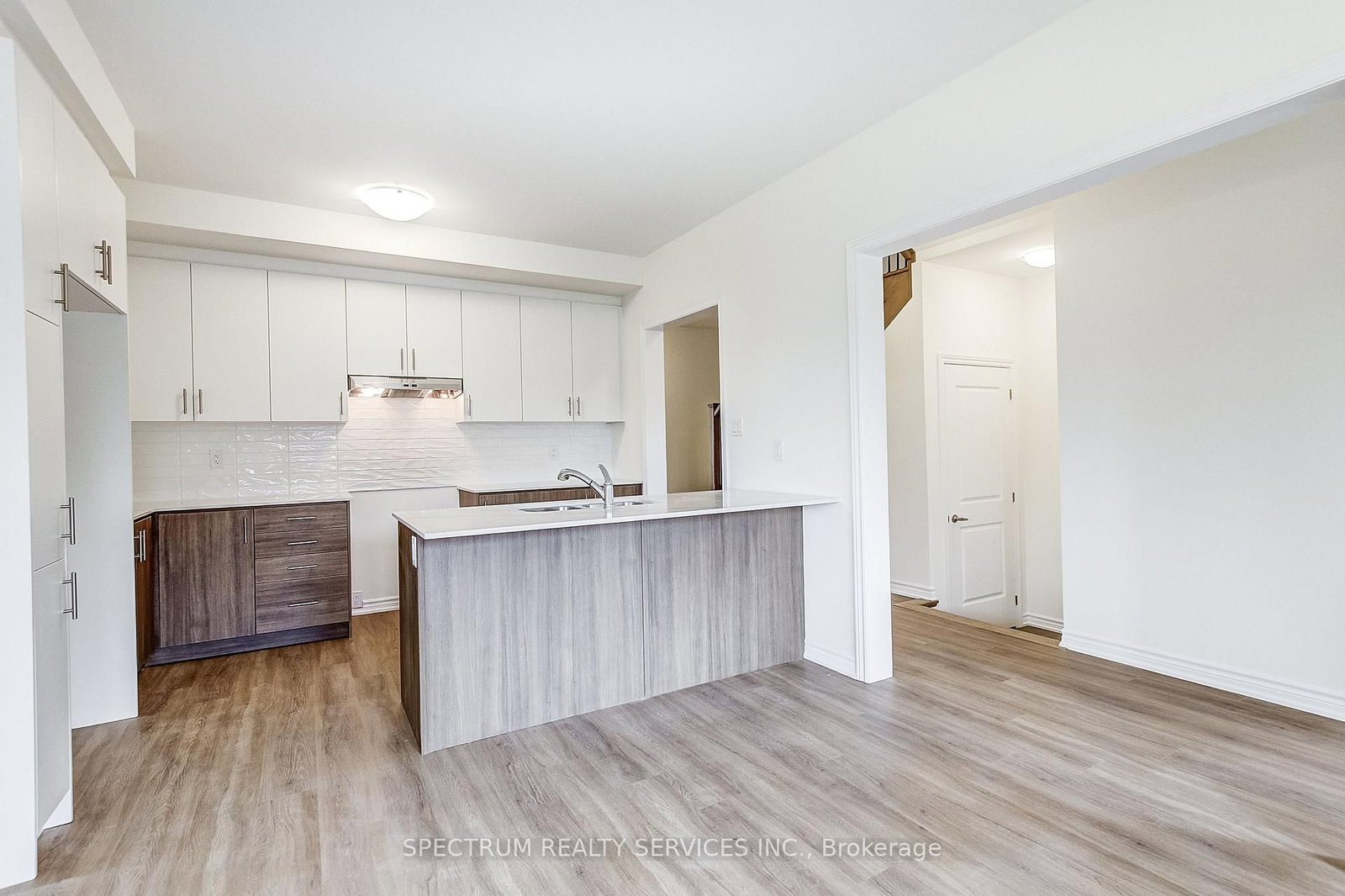 31 Strickland Avenue • Brant, ON photo 22