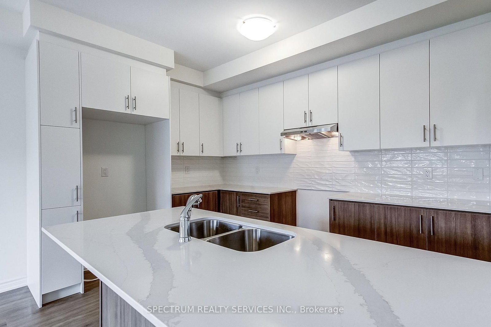 31 Strickland Avenue • Brant, ON photo 25