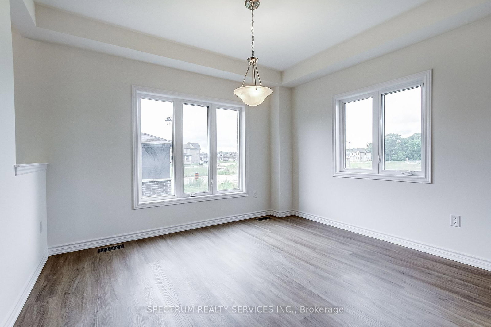 31 Strickland Avenue • Brant, ON photo 26