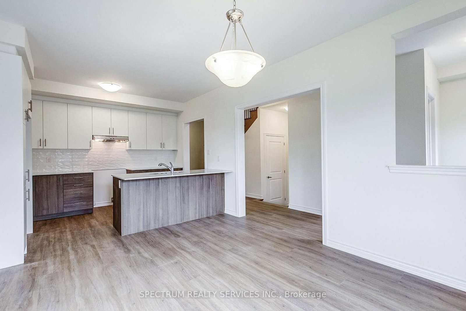 31 Strickland Avenue • Brant, ON photo 27