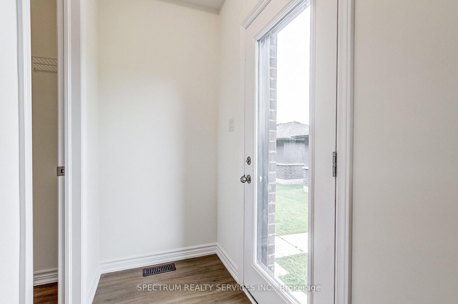 31 Strickland Avenue • Brant, ON photo 29