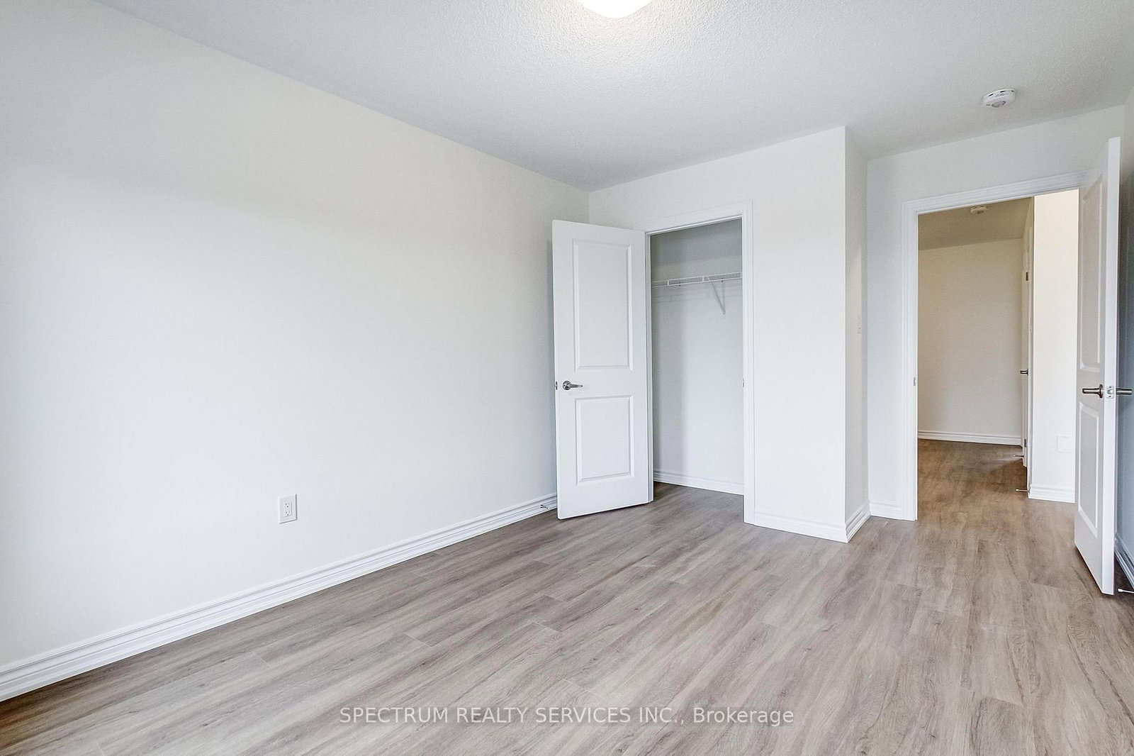 31 Strickland Avenue • Brant, ON photo 35