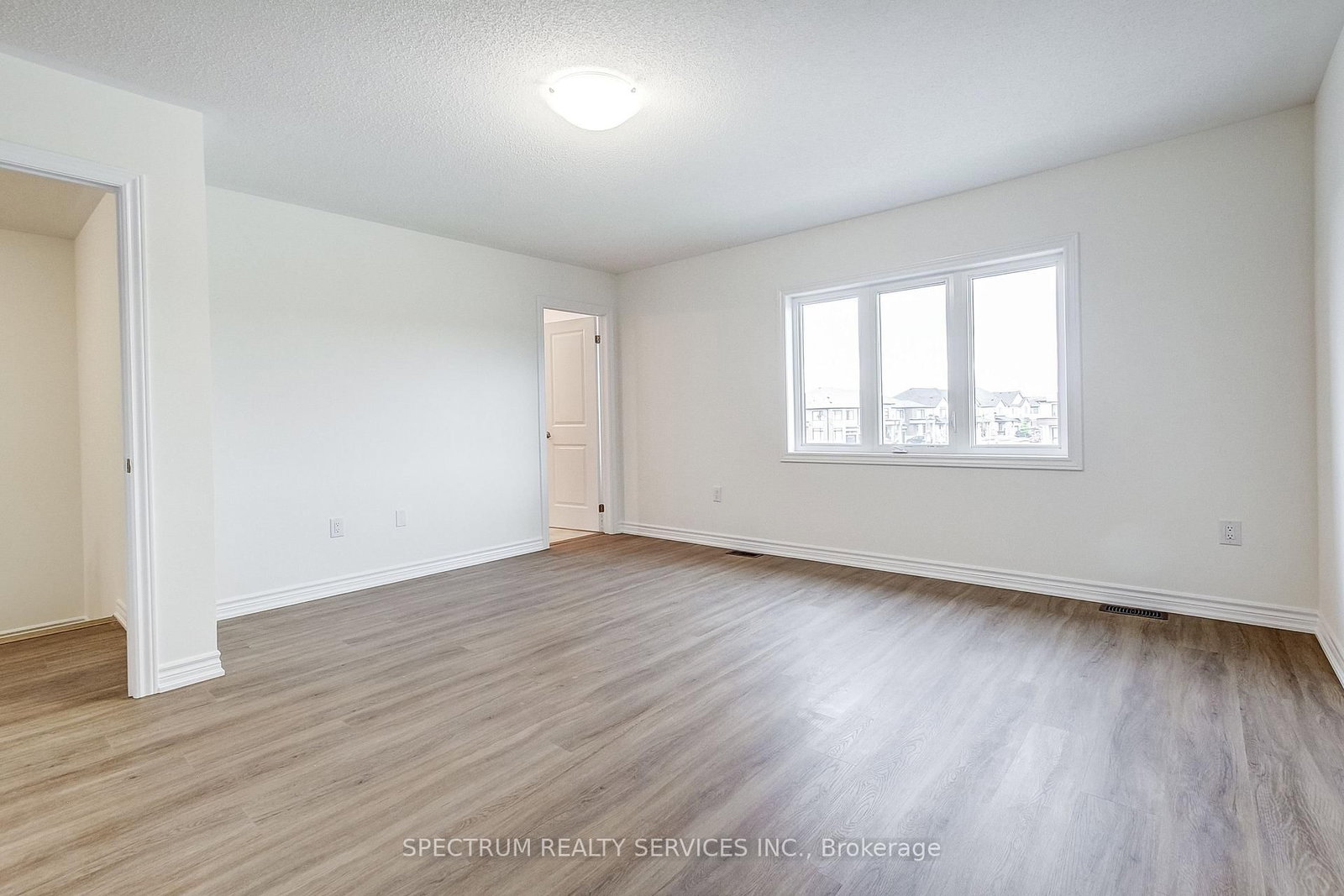 31 Strickland Avenue • Brant, ON photo 41