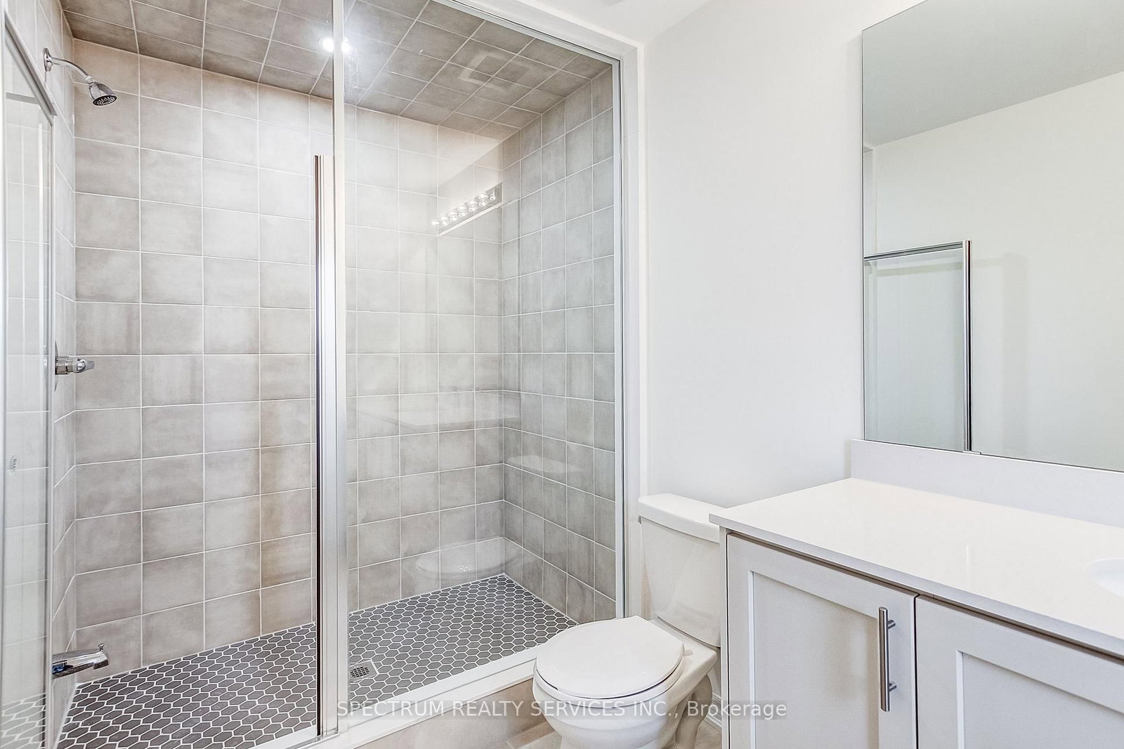 31 Strickland Avenue • Brant, ON photo 44