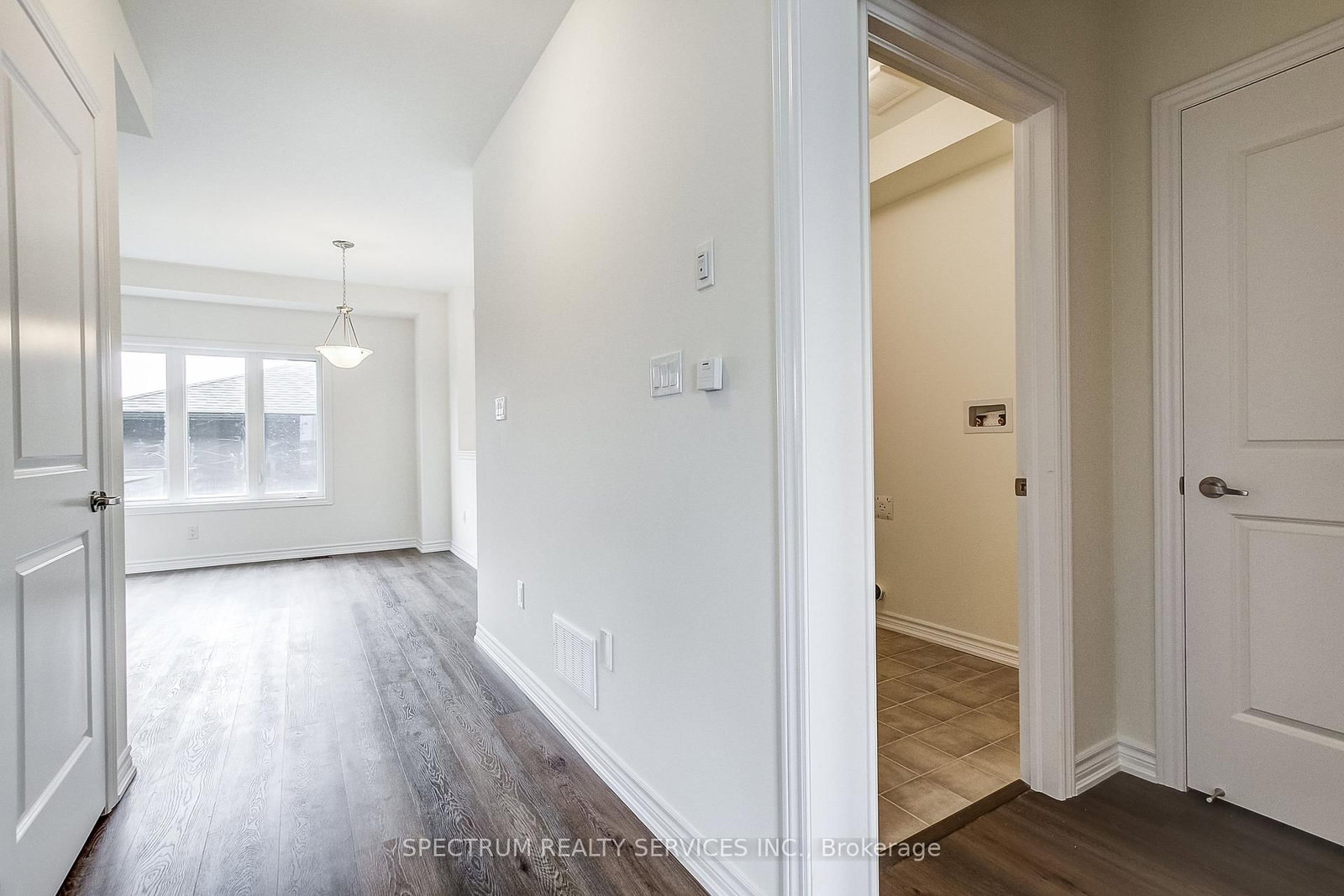 29 Strickland Avenue • Brant, ON photo 15