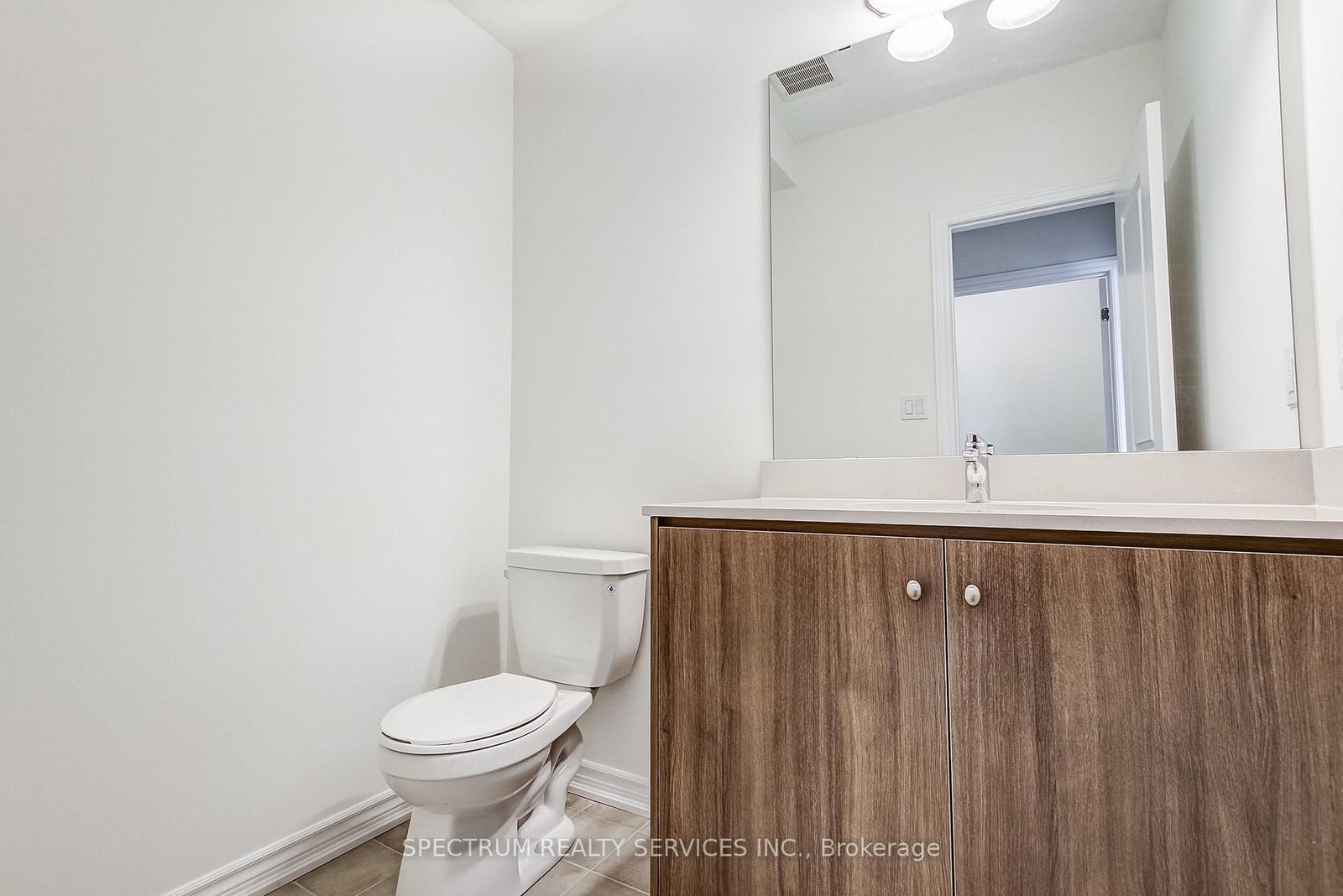 29 Strickland Avenue • Brant, ON photo 18