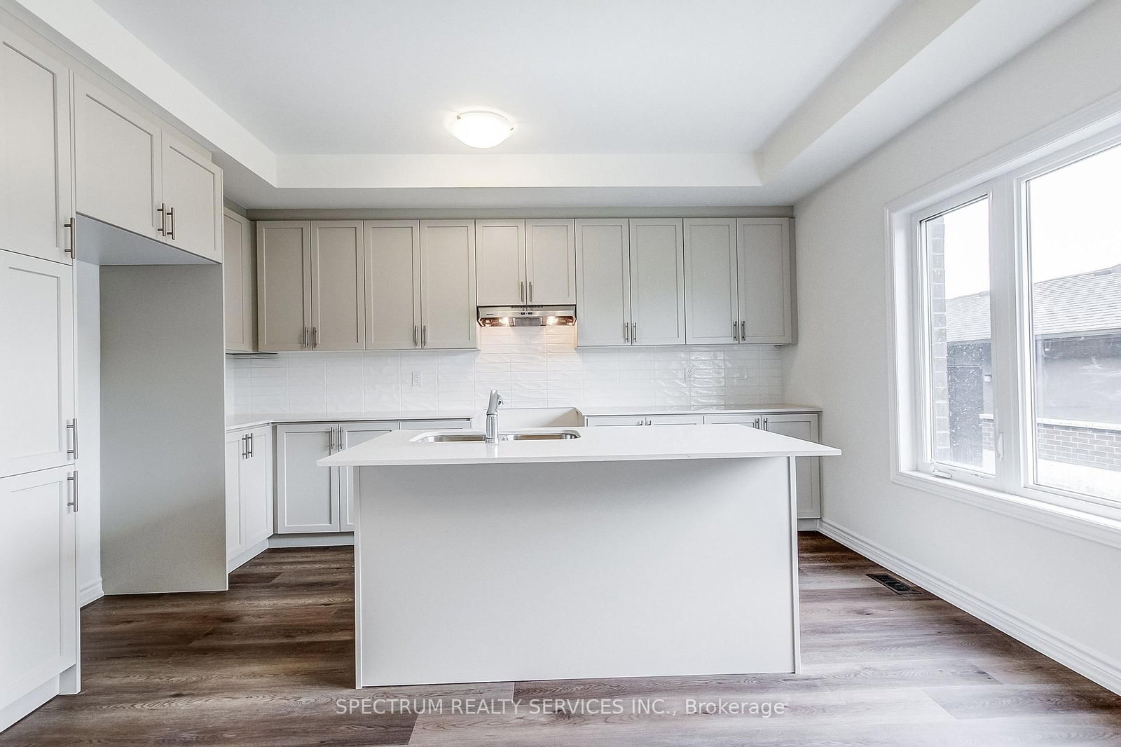 29 Strickland Avenue • Brant, ON photo 24