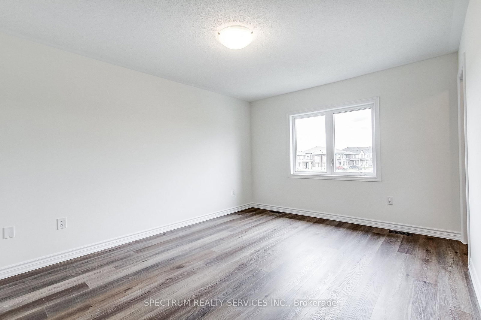 29 Strickland Avenue • Brant, ON photo 35