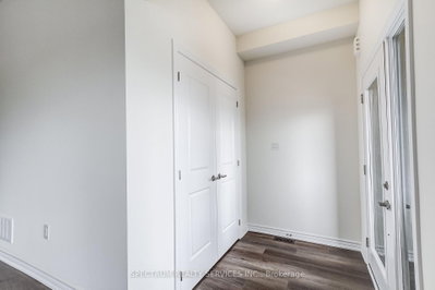 29 Strickland Avenue • Brant, ON photo 8