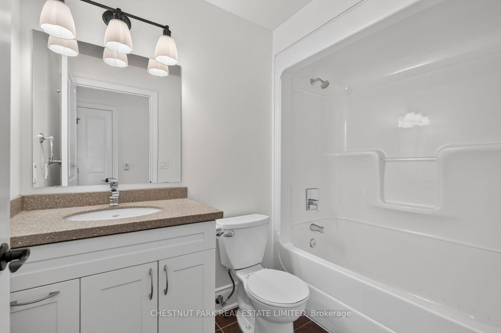 1 Park Street • #201 • Dysart et al, ON photo 36