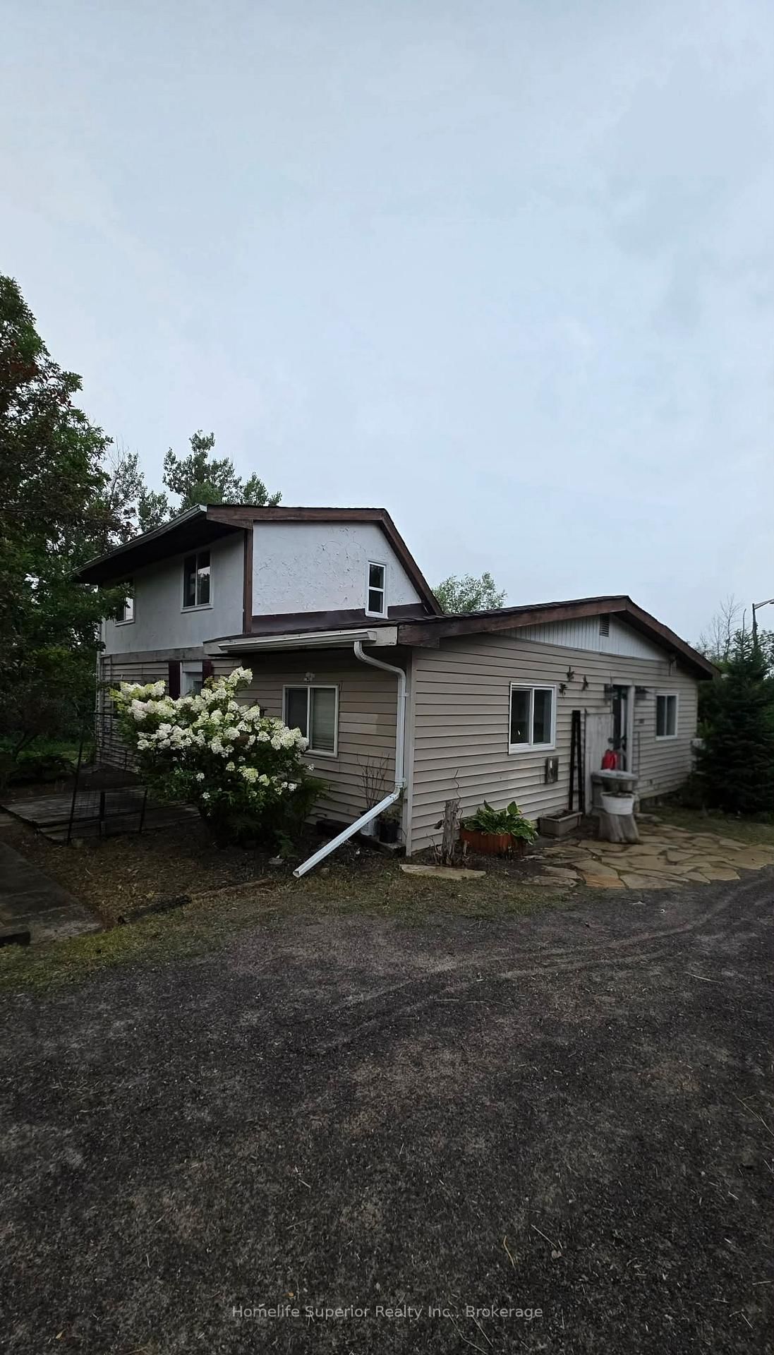 2632 Dummer Asphodel Road • Douro-Dummer, ON photo 3
