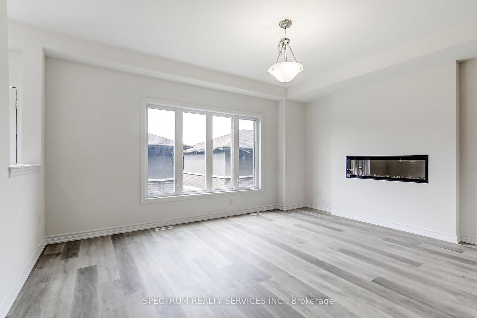 27 Strickland Avenue • Brant, ON photo 25