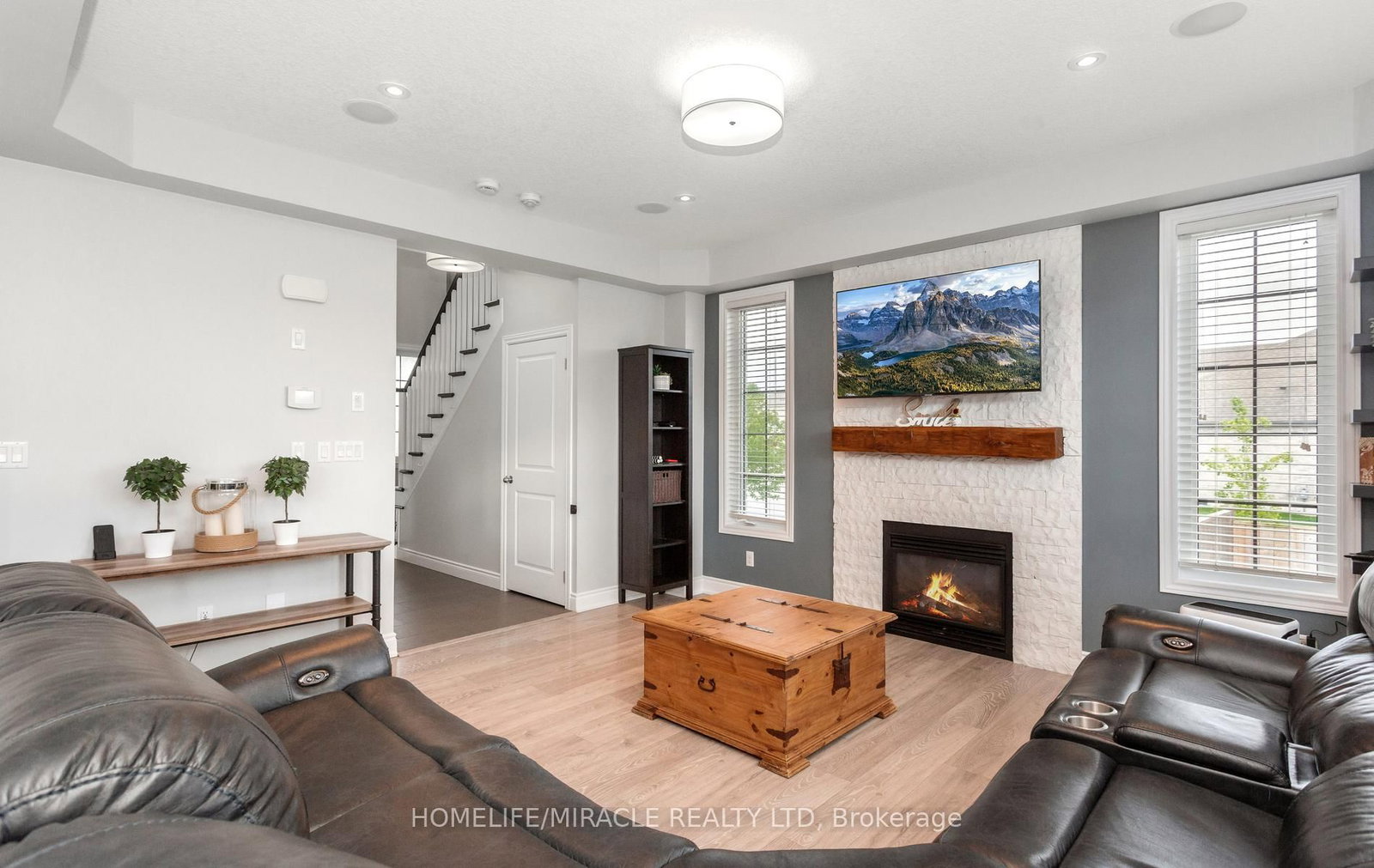 498 Fairway Road • Woodstock, ON photo 11