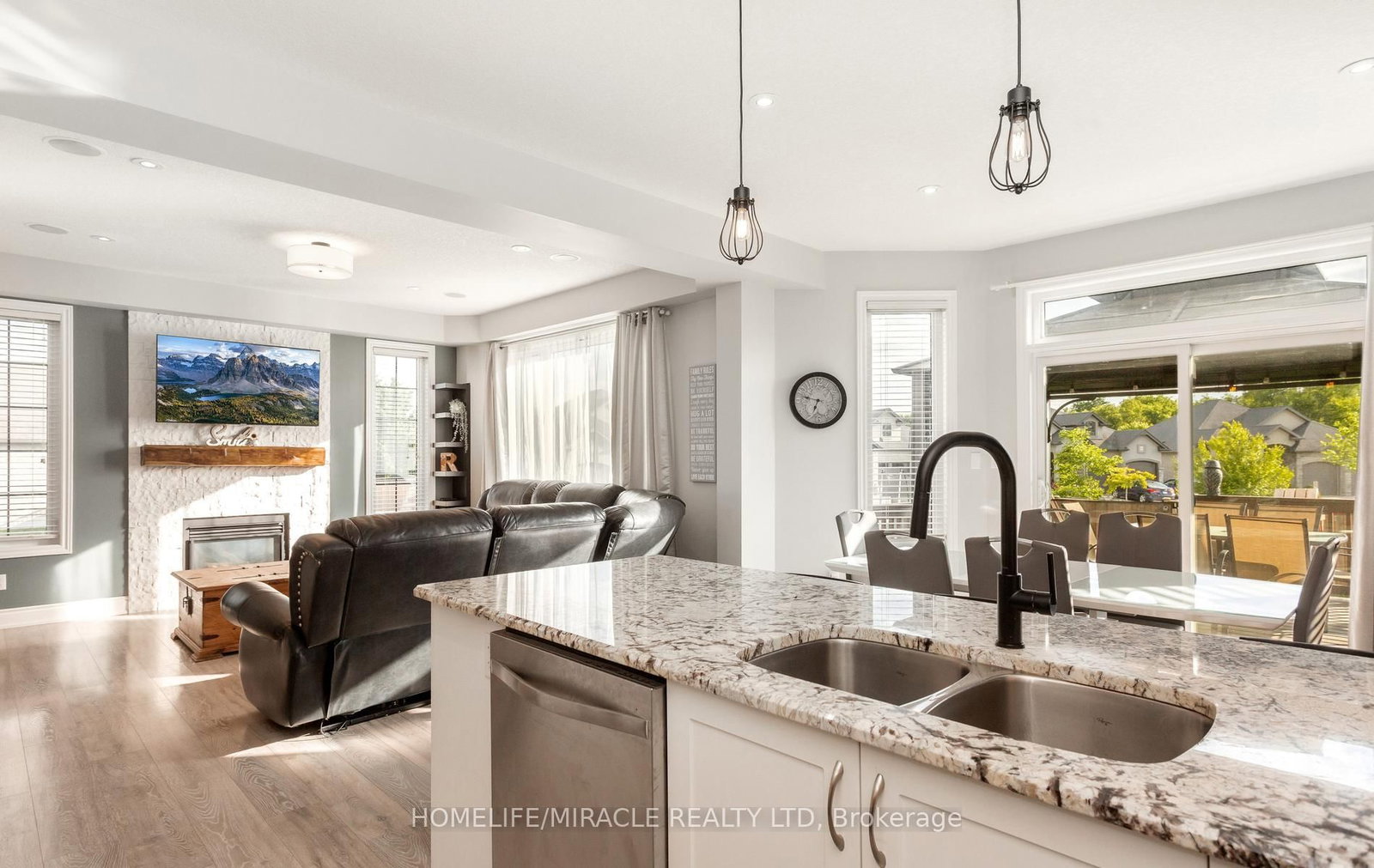 498 Fairway Road • Woodstock, ON photo 18