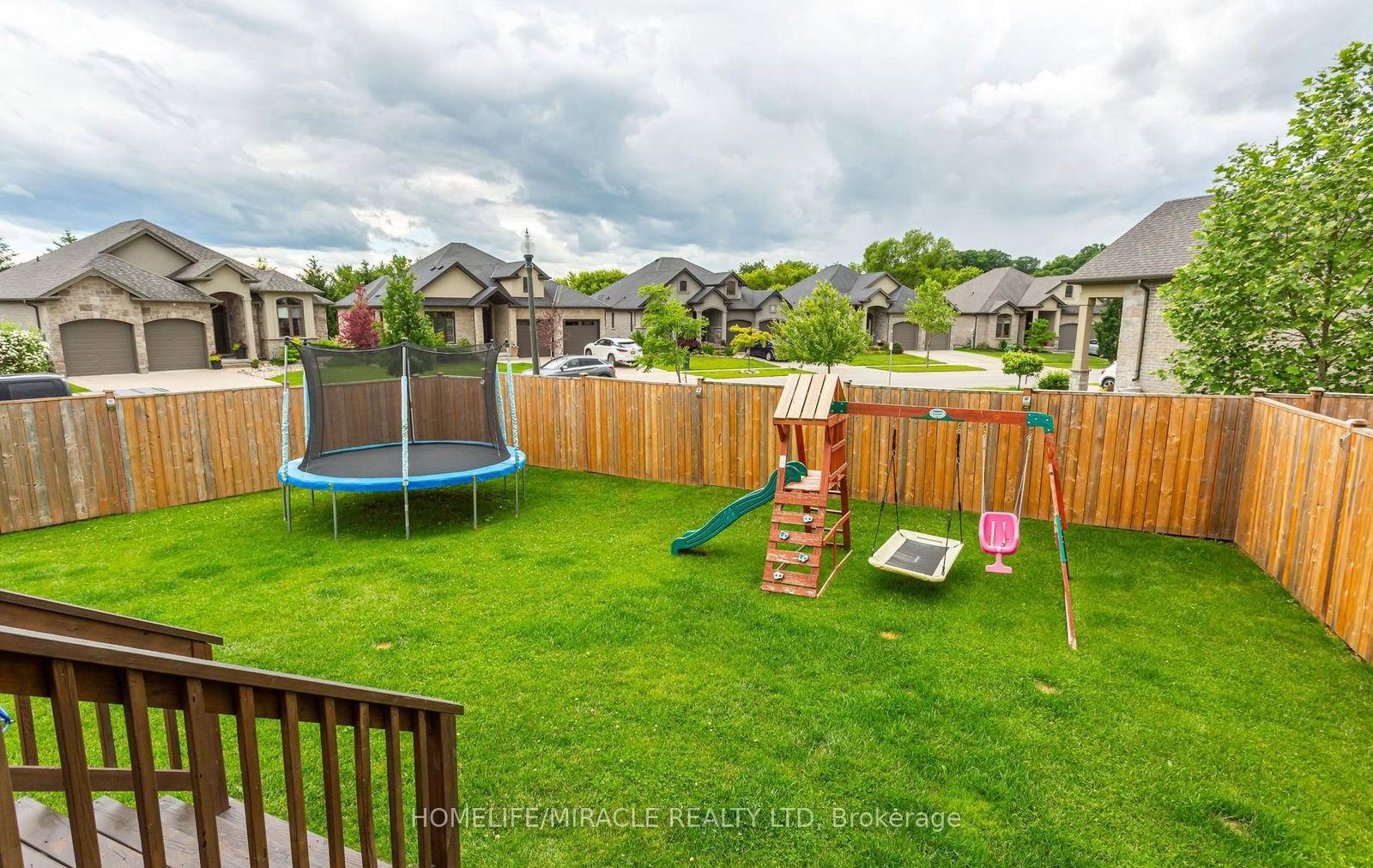 498 Fairway Road • Woodstock, ON photo 46