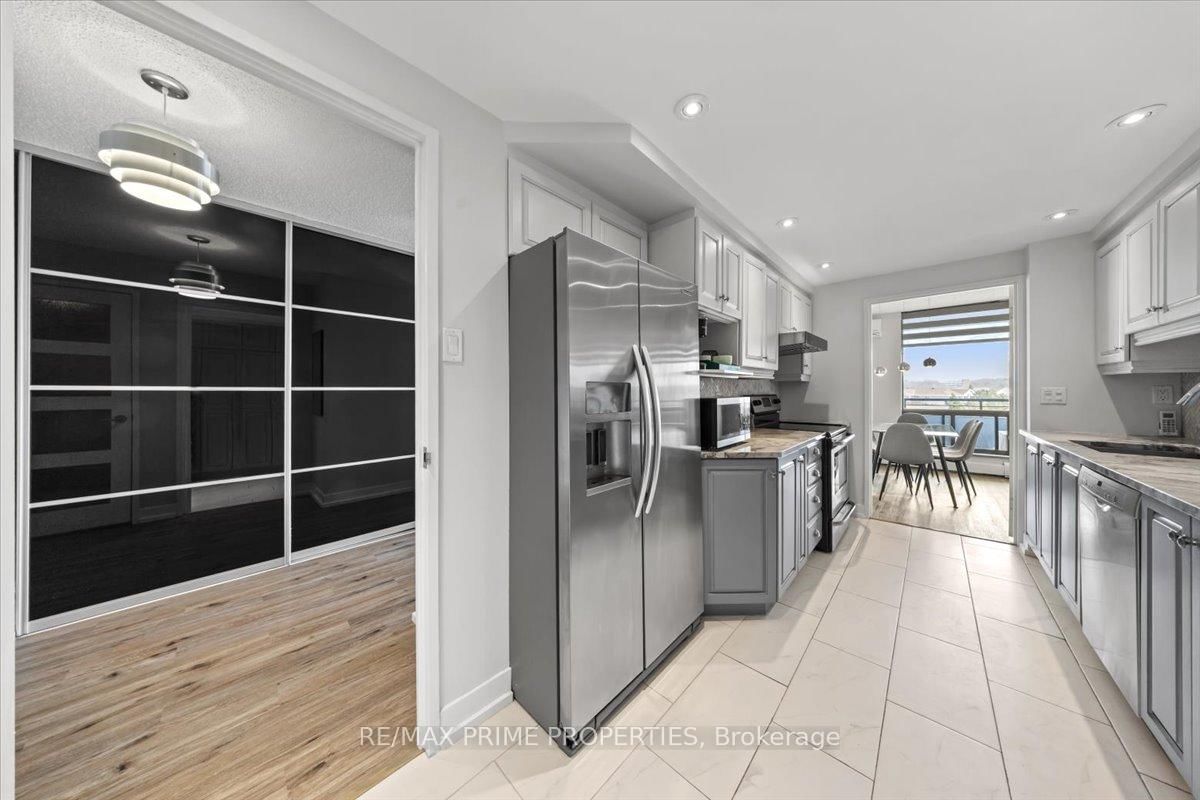 505 St Laurent Boulevard • #804 • Ottawa, ON photo 4