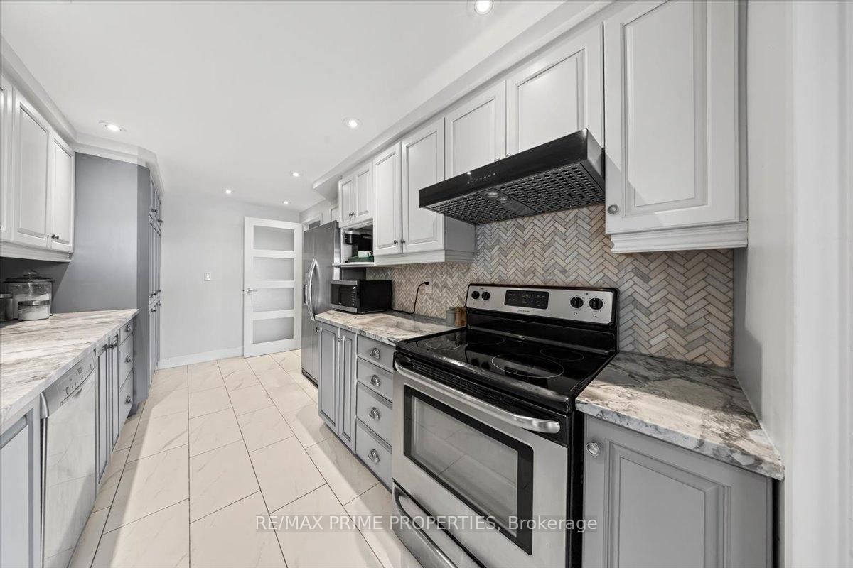 505 St Laurent Boulevard • #804 • Ottawa, ON photo 6