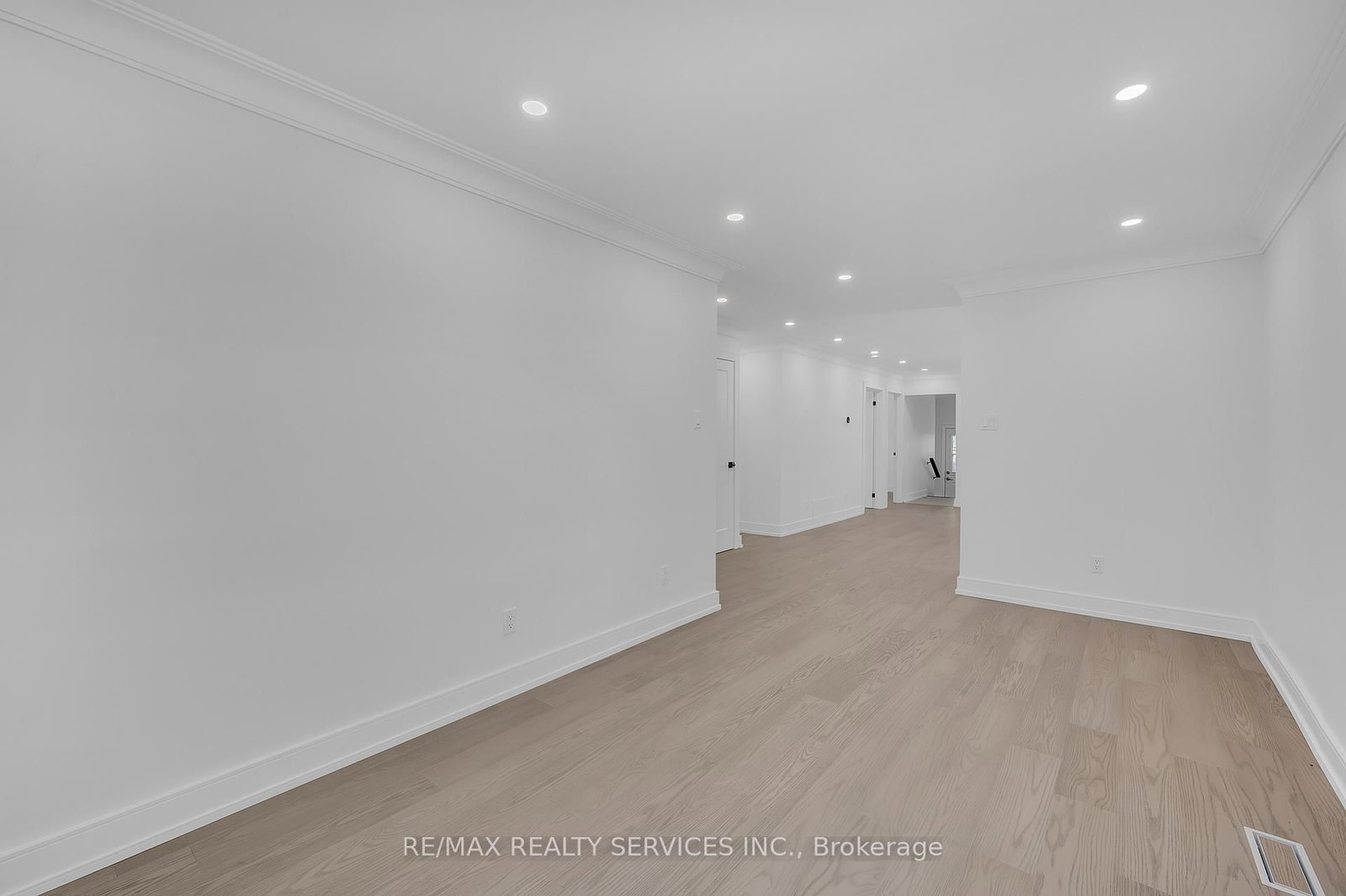 326 Mountain Road • Grimsby, ON photo 11