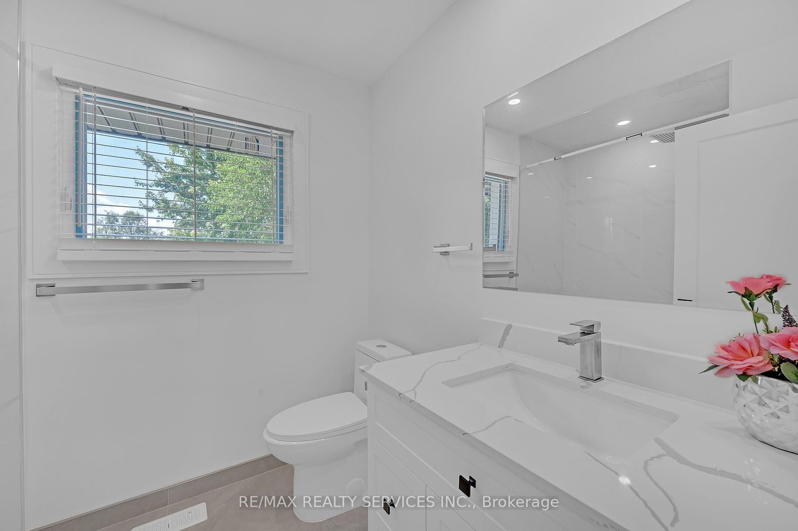326 Mountain Road • Grimsby, ON photo 15