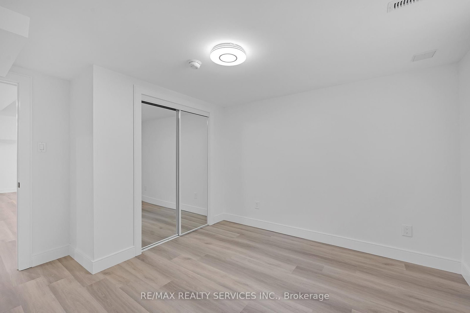 326 Mountain Road • Grimsby, ON photo 25