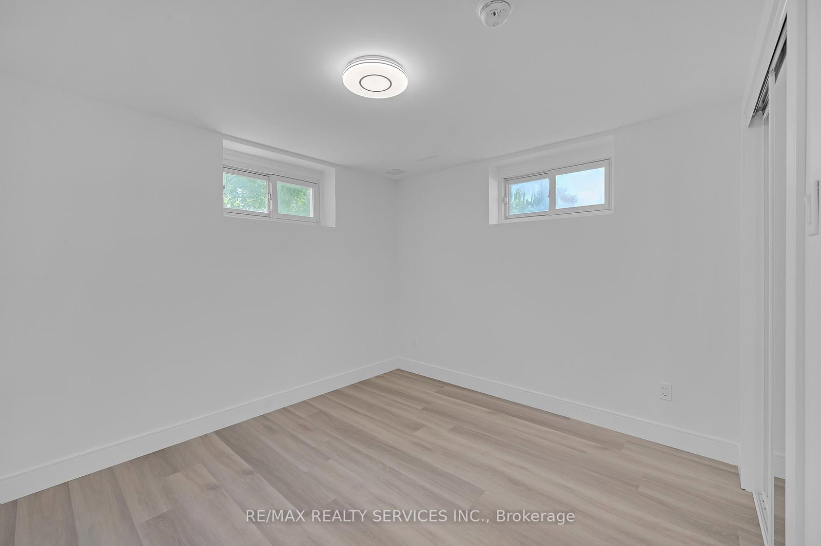 326 Mountain Road • Grimsby, ON photo 26