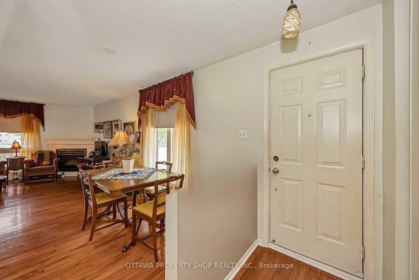 283 Nepean Street • #. • Ottawa, ON photo 13