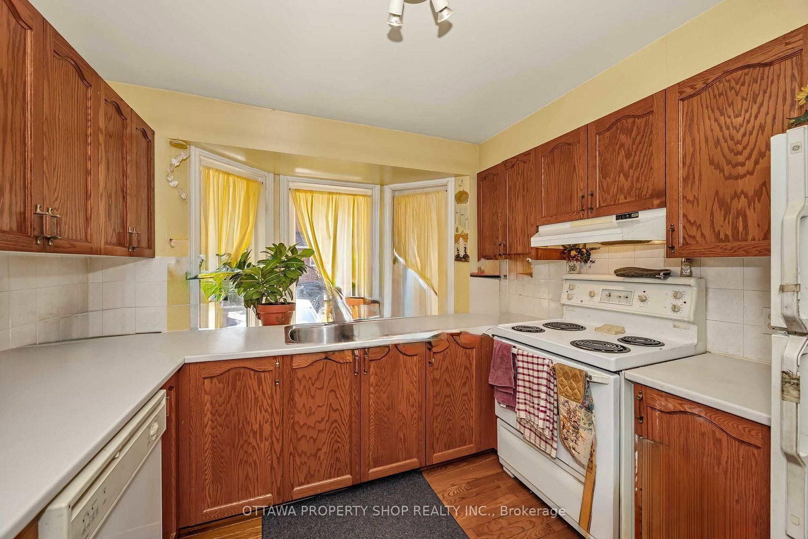 283 Nepean Street • #. • Ottawa, ON photo 15