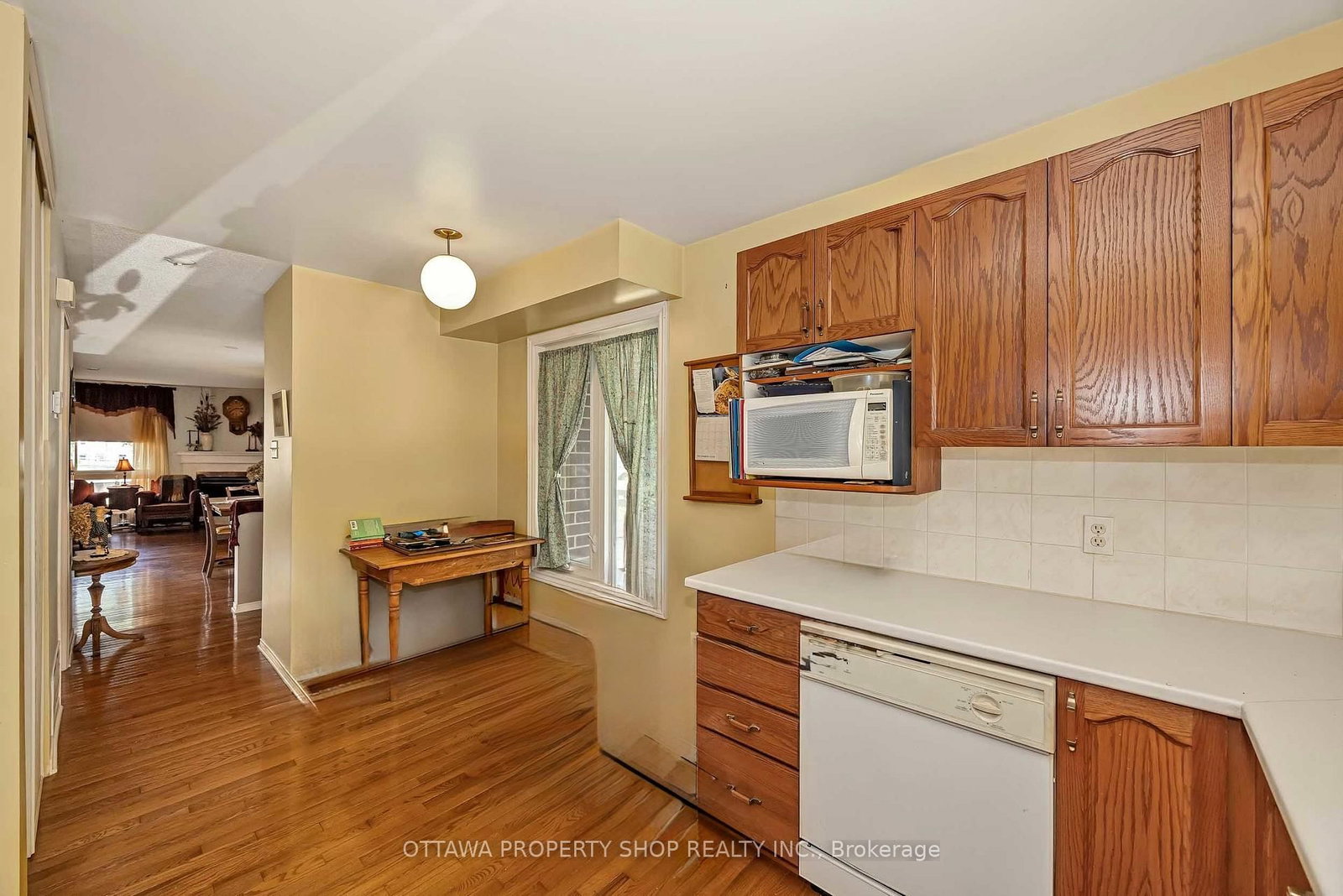 283 Nepean Street • #. • Ottawa, ON photo 18