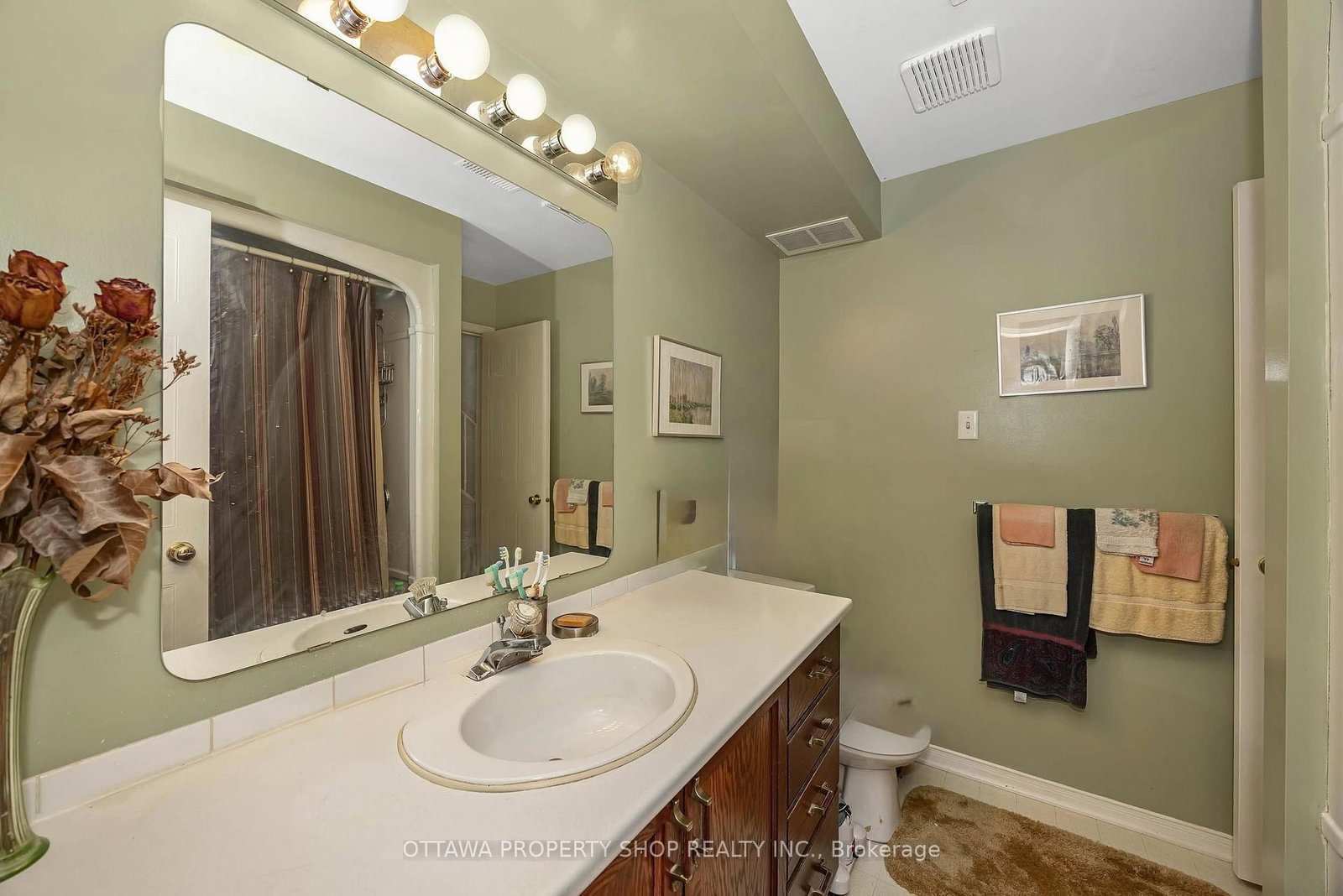 283 Nepean Street • #. • Ottawa, ON photo 27