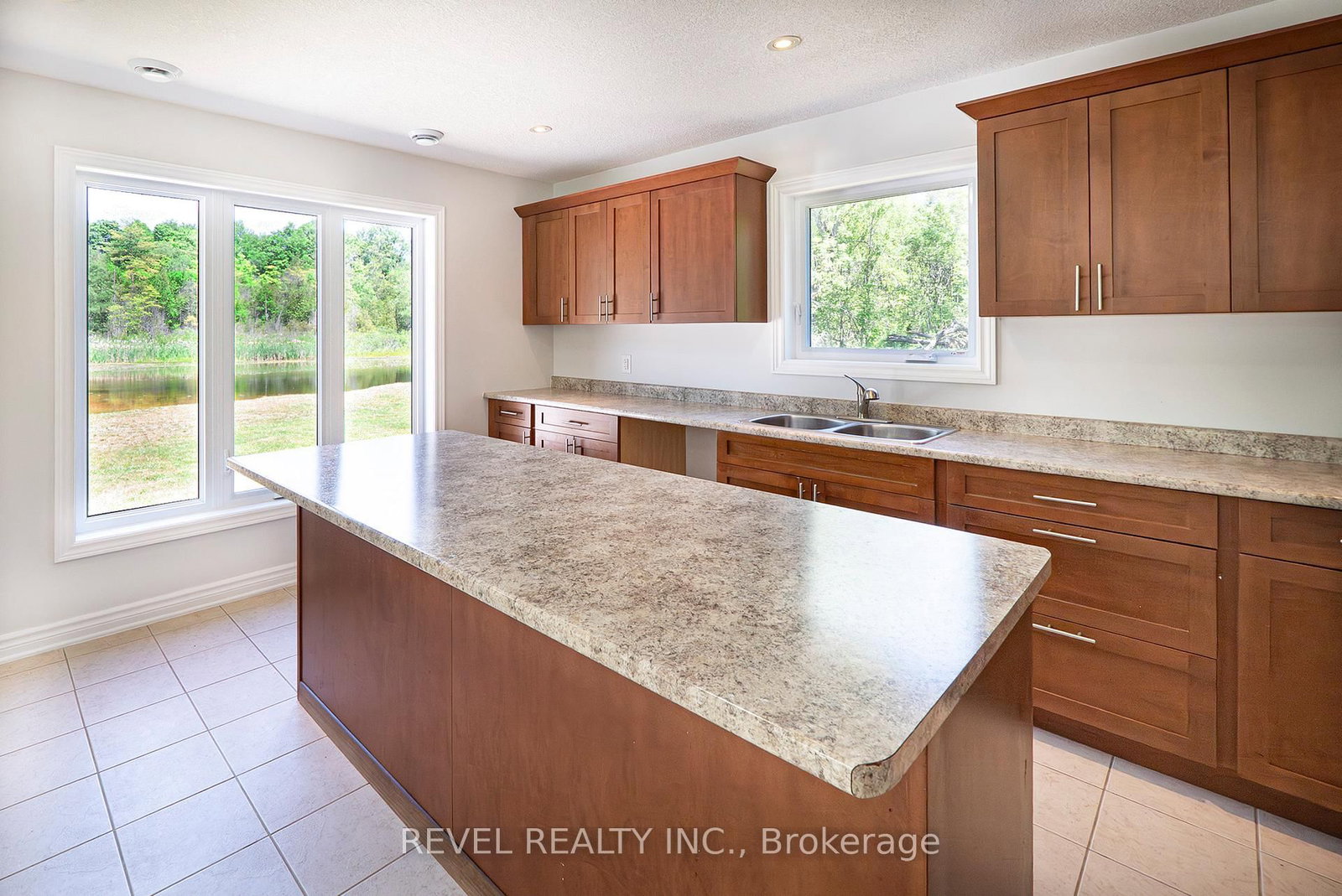 1521 Windham Road 19 • Norfolk, ON photo 21