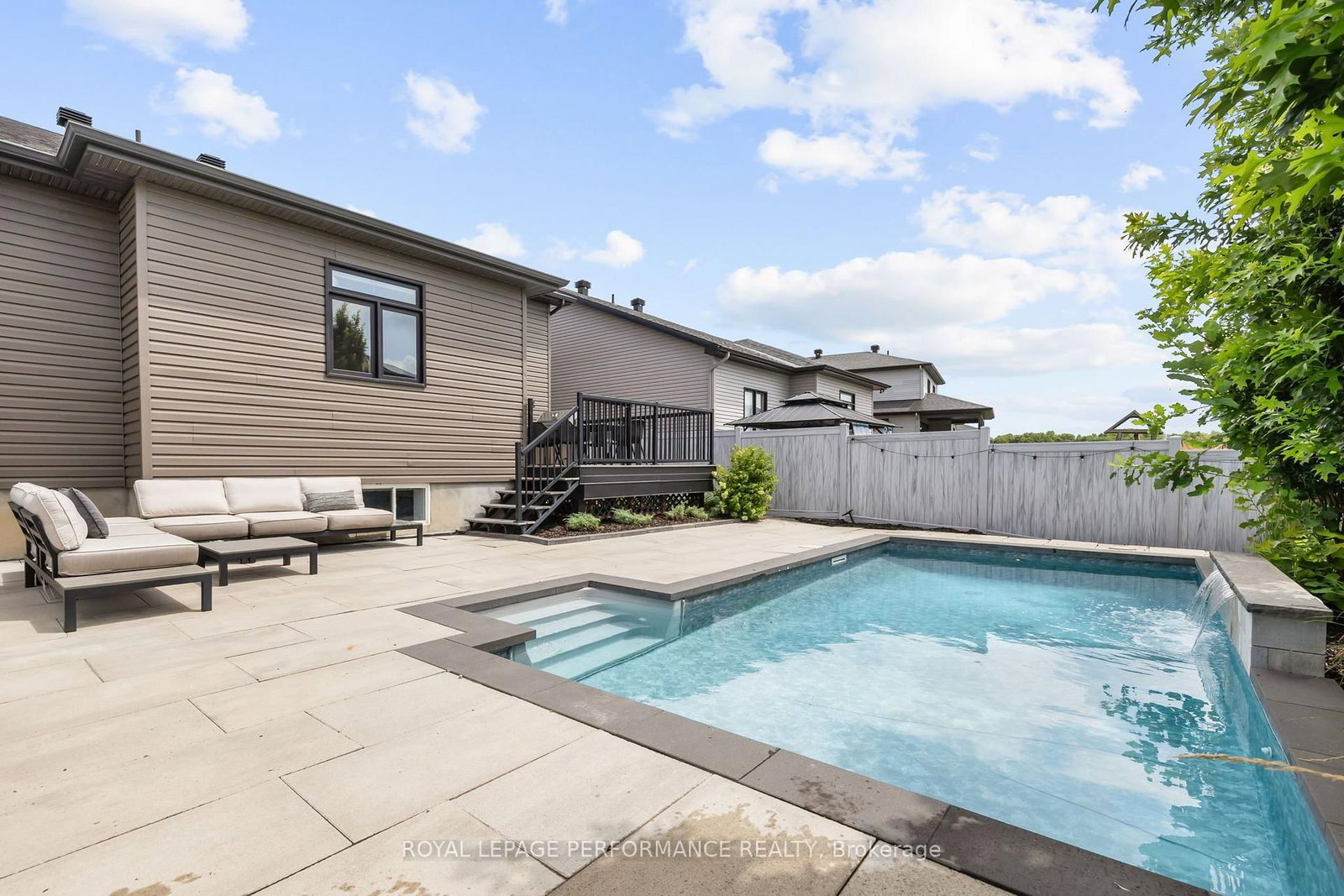 441 Bruges Street • Russell, ON photo 38
