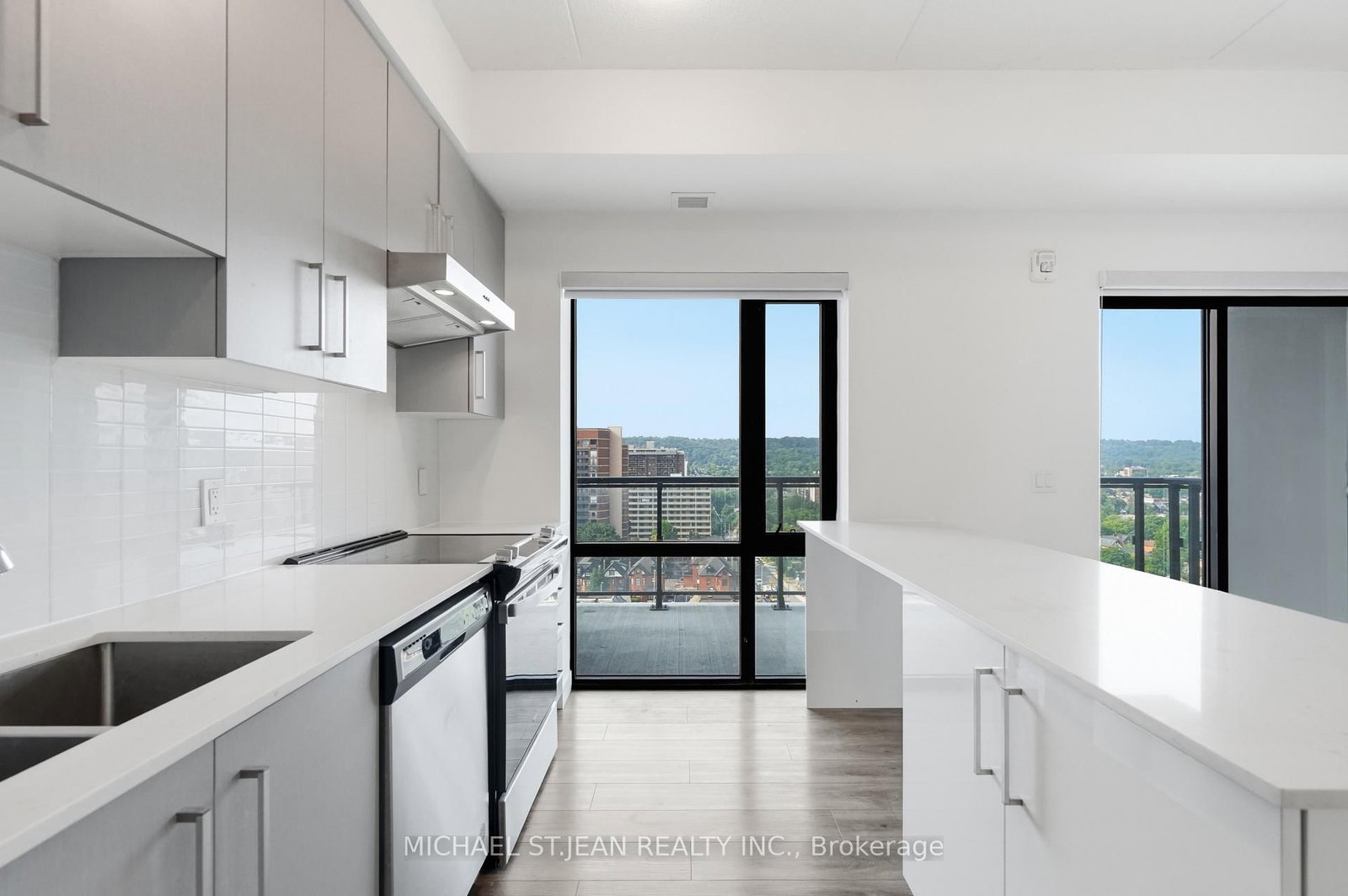 15 Queen Street S • #1302 • Hamilton, ON photo 18