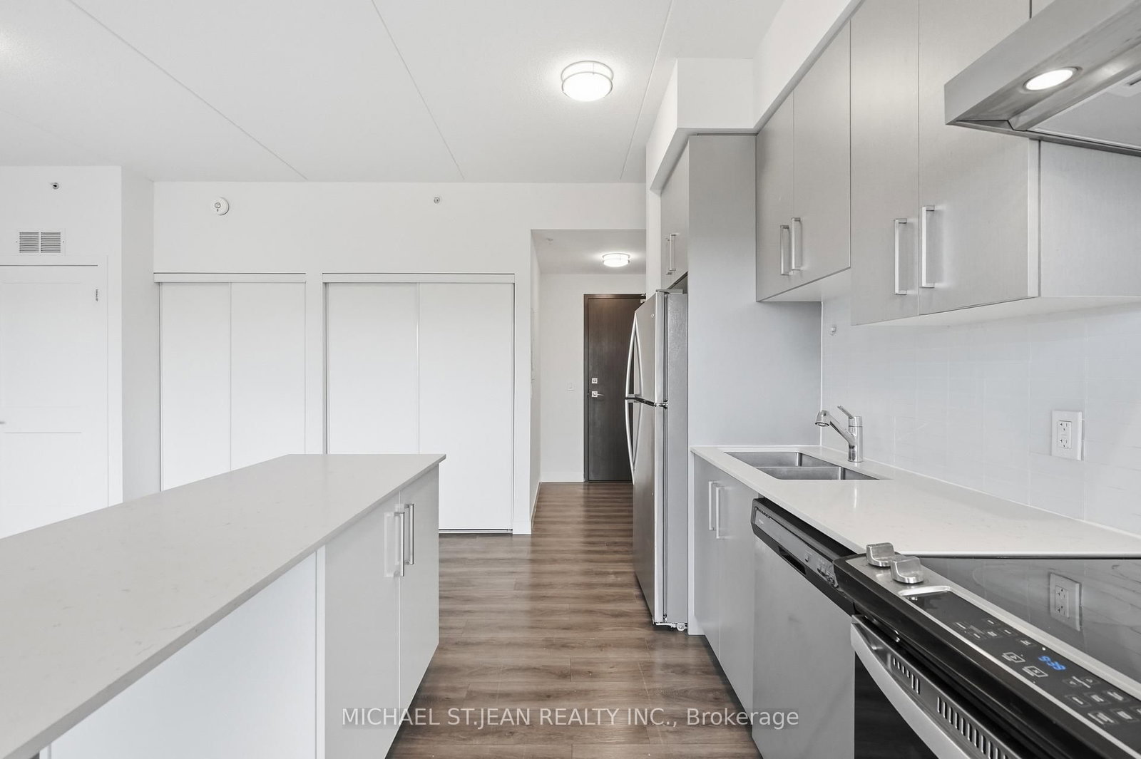 15 Queen Street S • #1302 • Hamilton, ON photo 19
