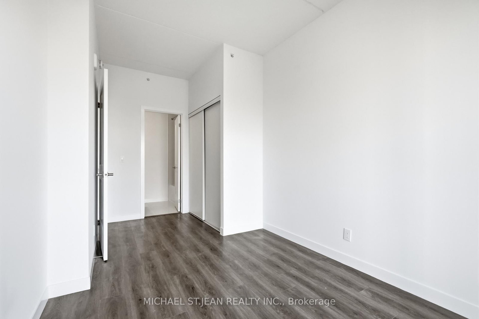 15 Queen Street S • #1302 • Hamilton, ON photo 24