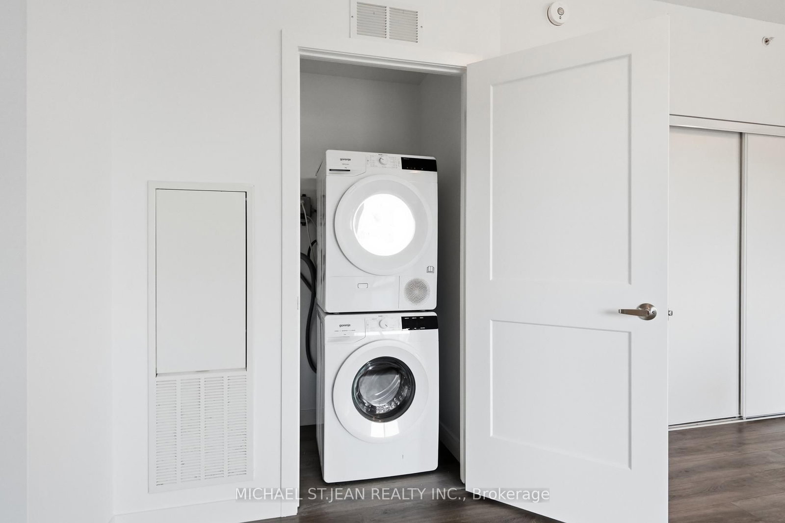 15 Queen Street S • #1302 • Hamilton, ON photo 31