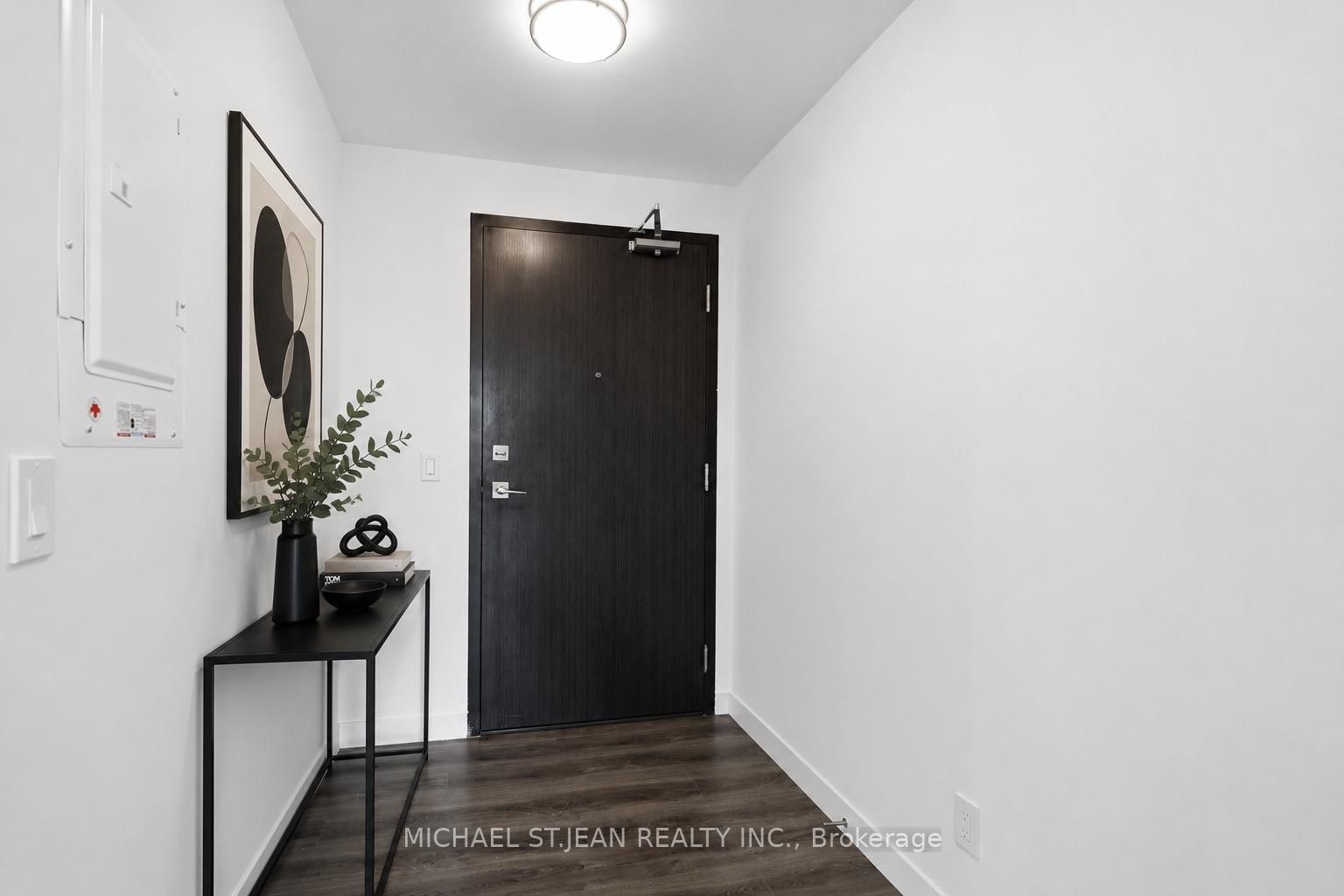 15 Queen Street S • #1302 • Hamilton, ON photo 8