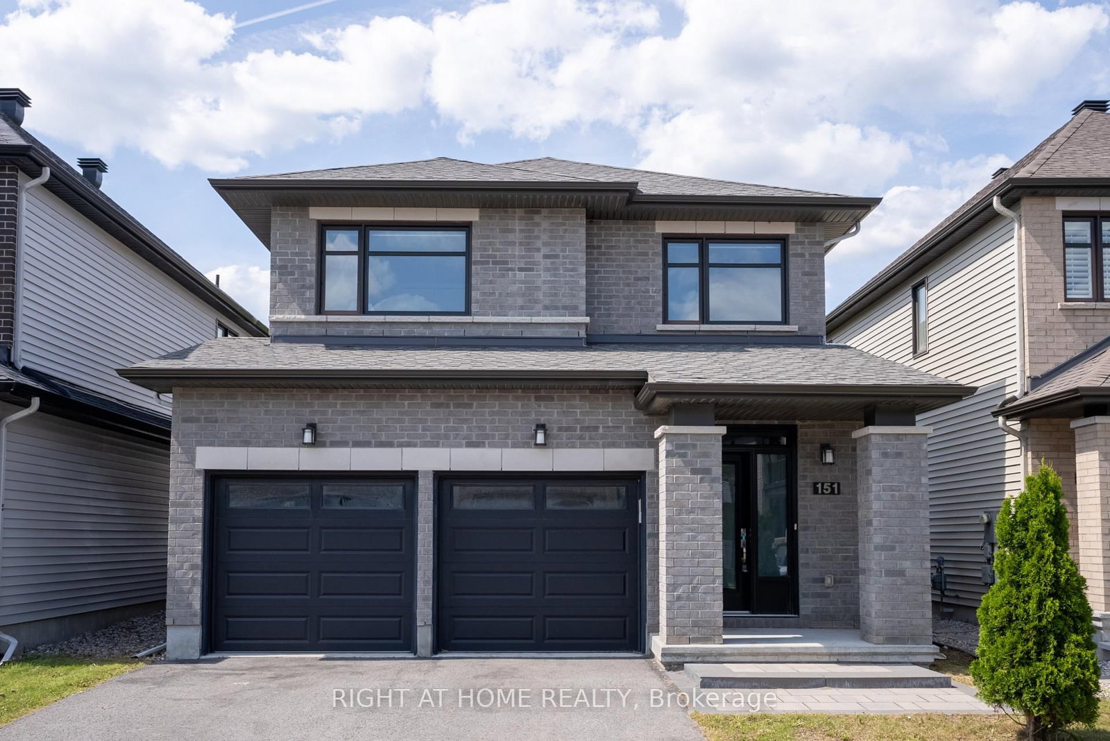 151 CAMBIE Road • Ottawa, ON photo 2