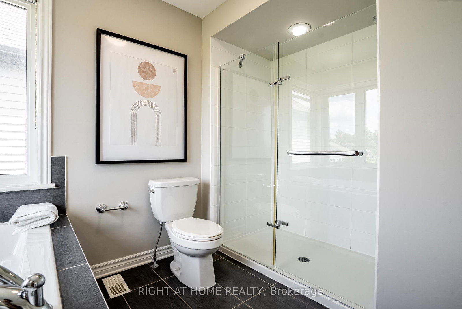 151 CAMBIE Road • Ottawa, ON photo 22