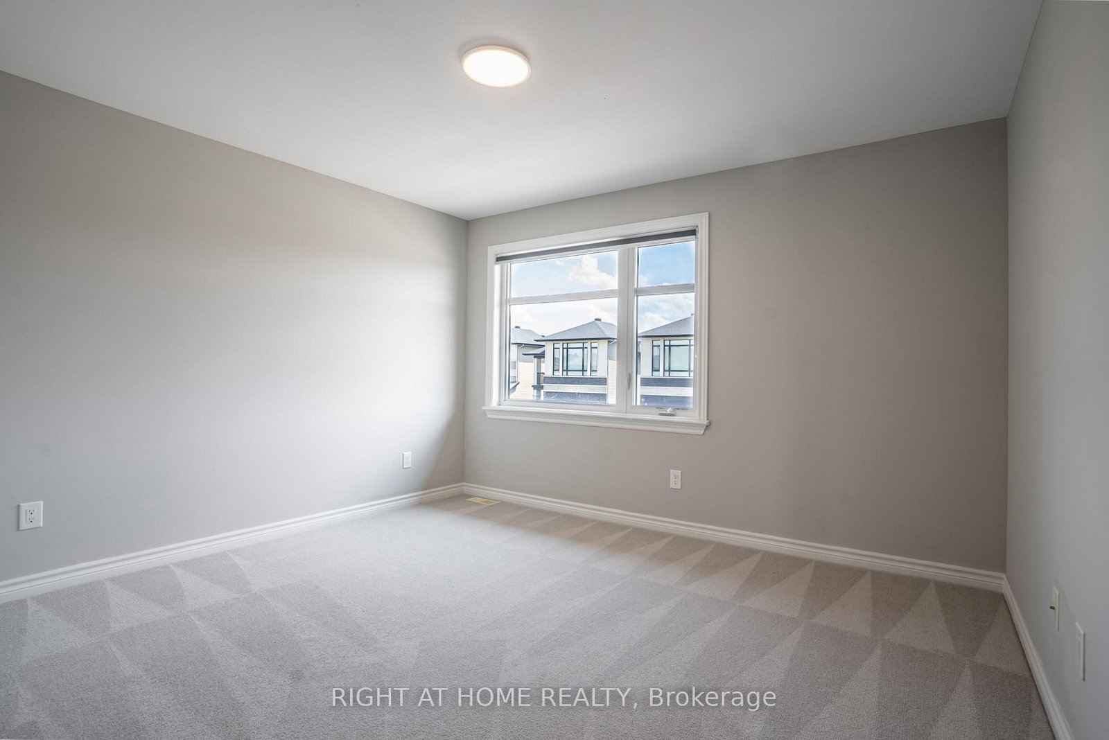 151 CAMBIE Road • Ottawa, ON photo 29