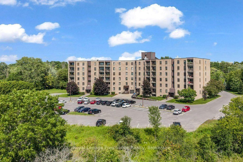 358 Queen Mary Road • #509 • Kingston, ON photo 6