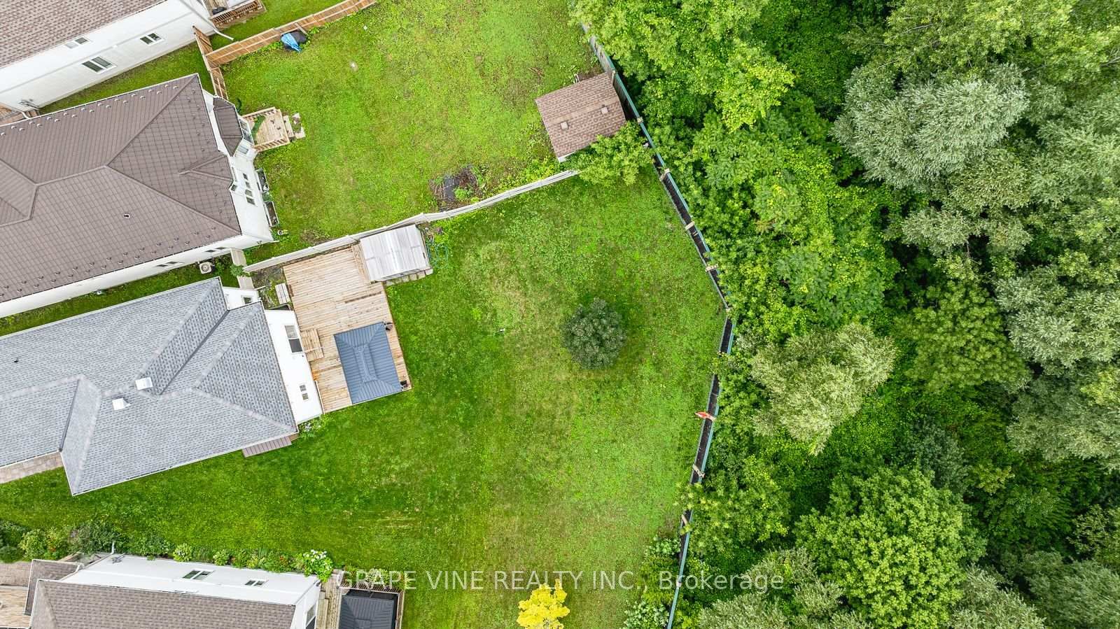 105 Rowallen Place • Ottawa, ON photo 40