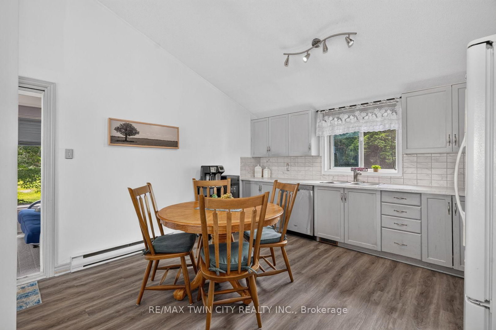 1331 High Rock Drive • Strong, ON photo 19