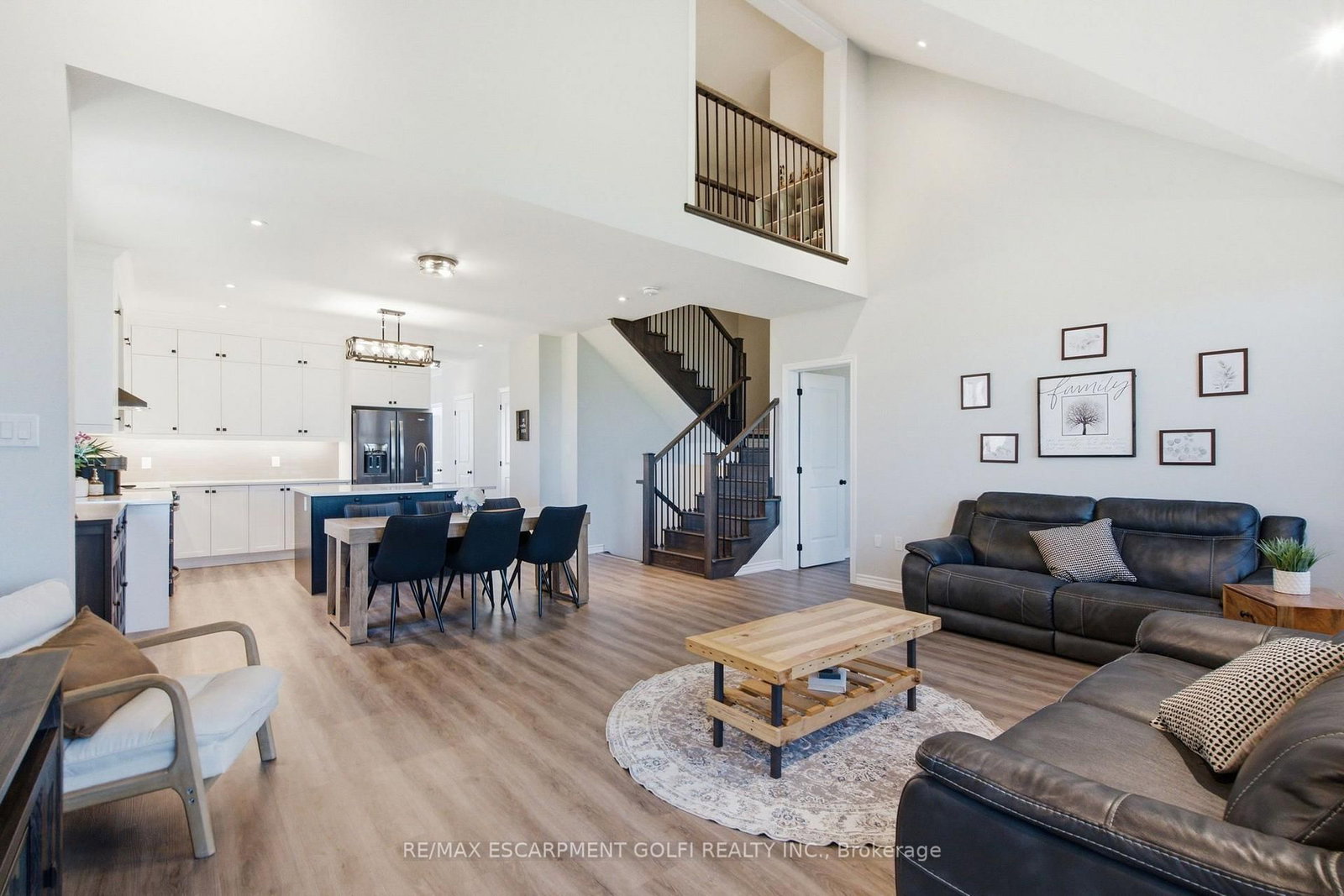 119 Midland Place • Welland, ON photo 8