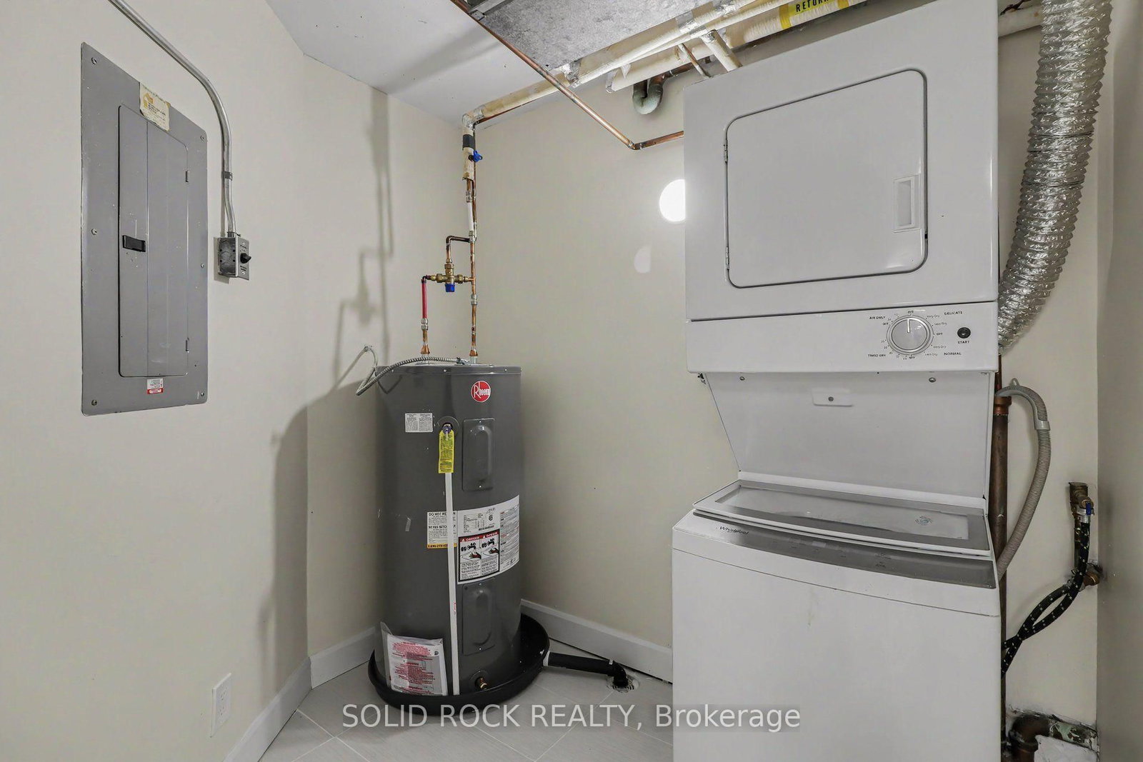 30 CHARLEVOIX Street • #303 • Ottawa, ON photo 20